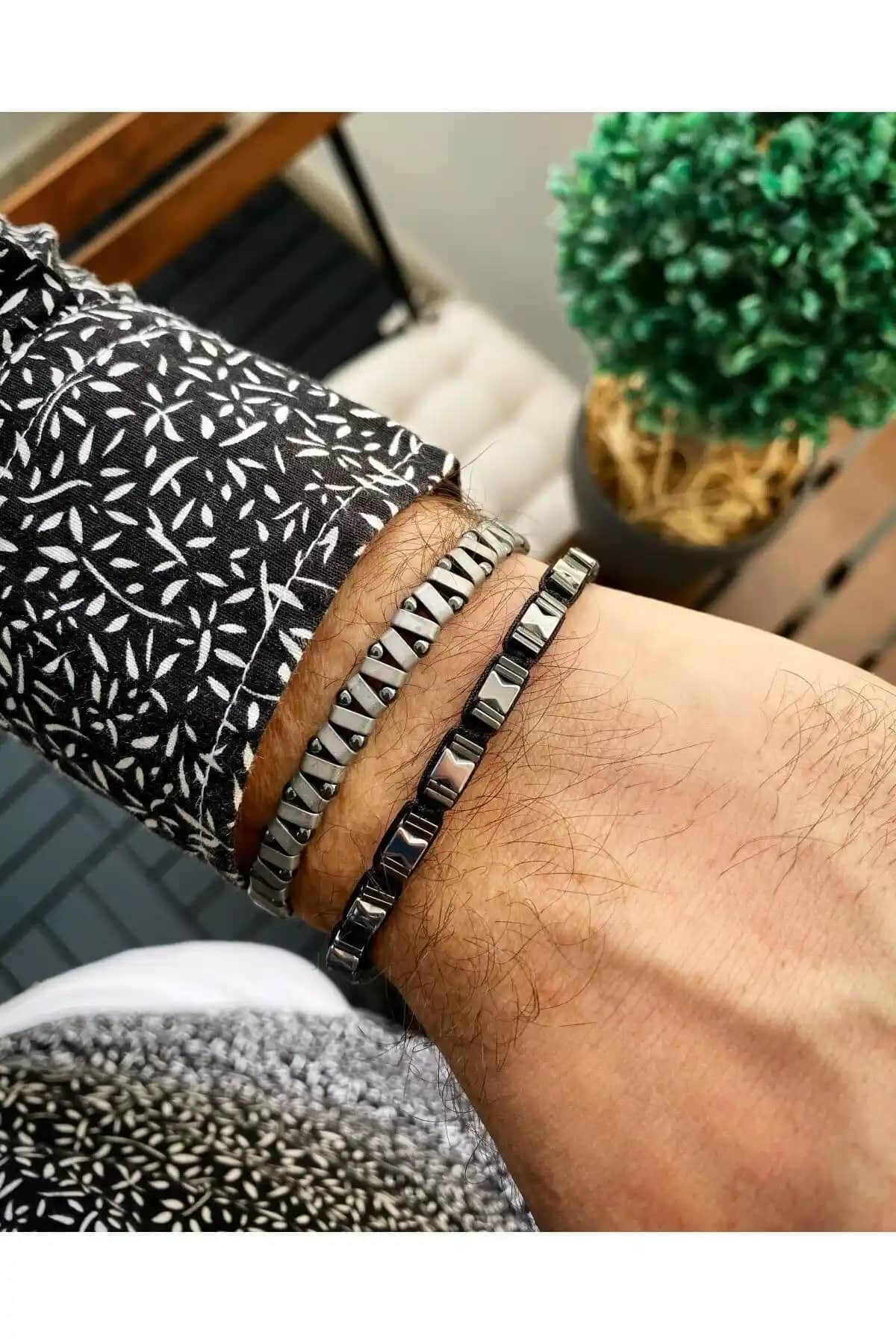 Jack Ferrero Erkek Bileklik Doğal Hematit Taşı Makrome Tasarımı Şık ve Ayarlanabilir