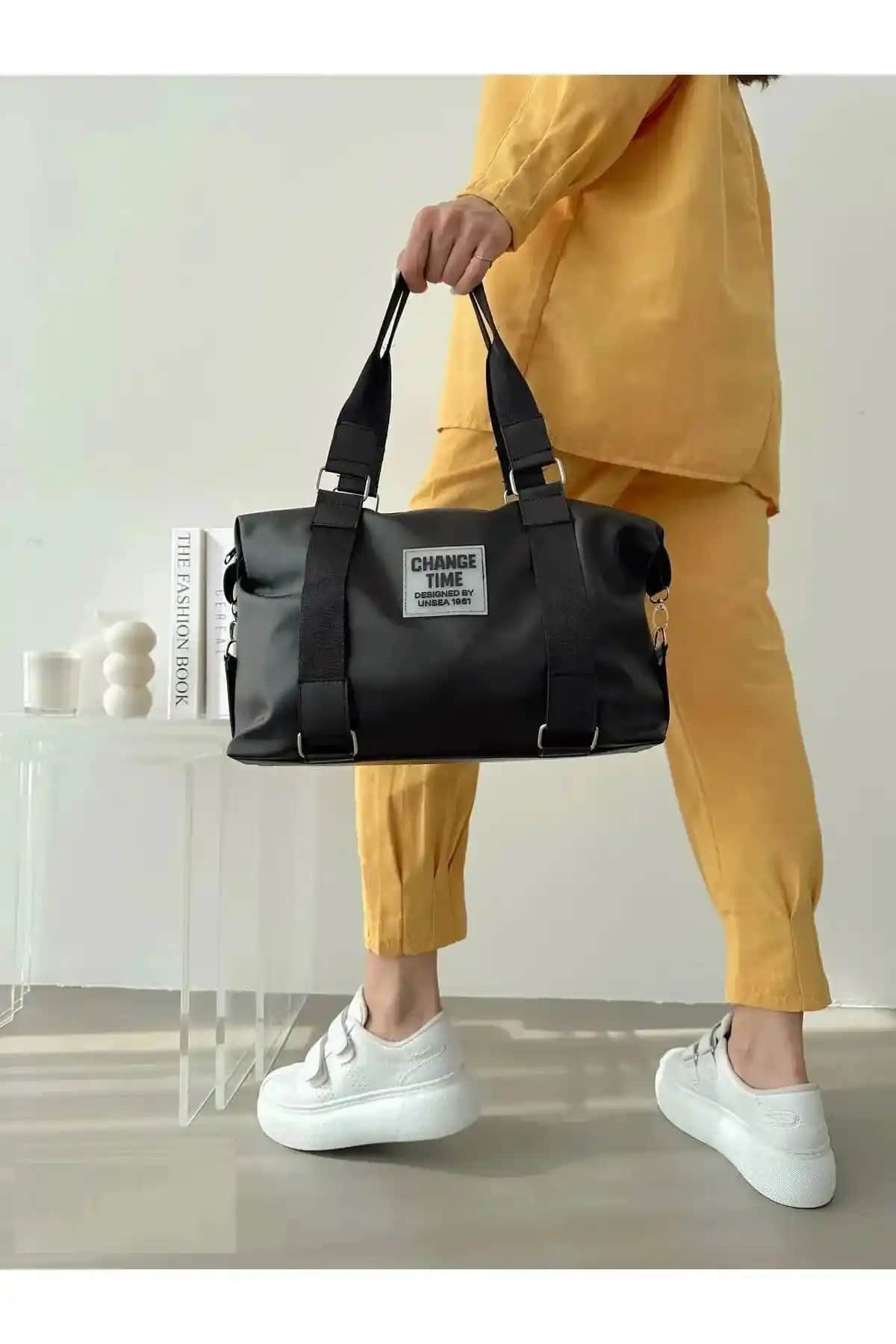 Kadın Günlük Kullanım Çantaları Karşılaştırması: KOST ve WITH-W Modellerinin Özellikleri