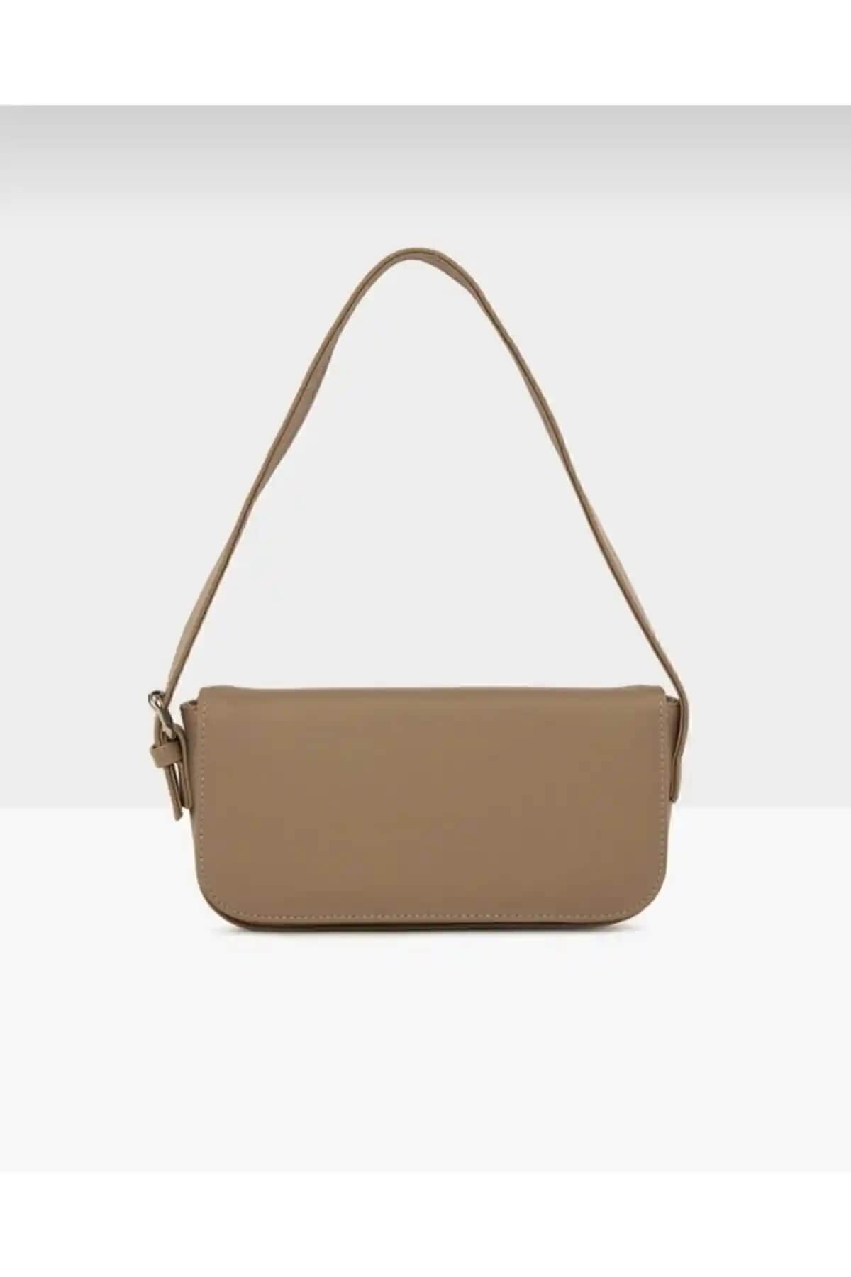 Kadın Vizon Kapaklı Baget Çanta: Şık ve Fonksiyonel Günlük Kullanım Modelleri