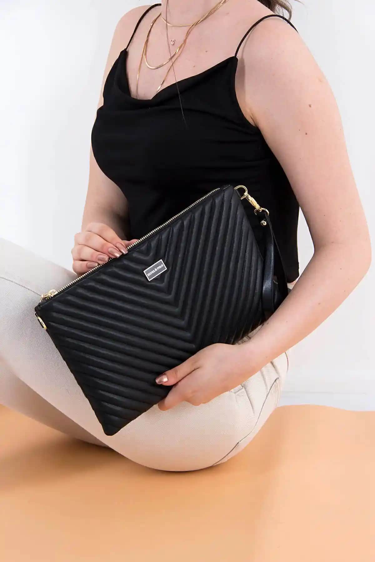 Kadınlar için Siyah Suni Deri Portföy ve Clutch Modern ve Şık Tasarım