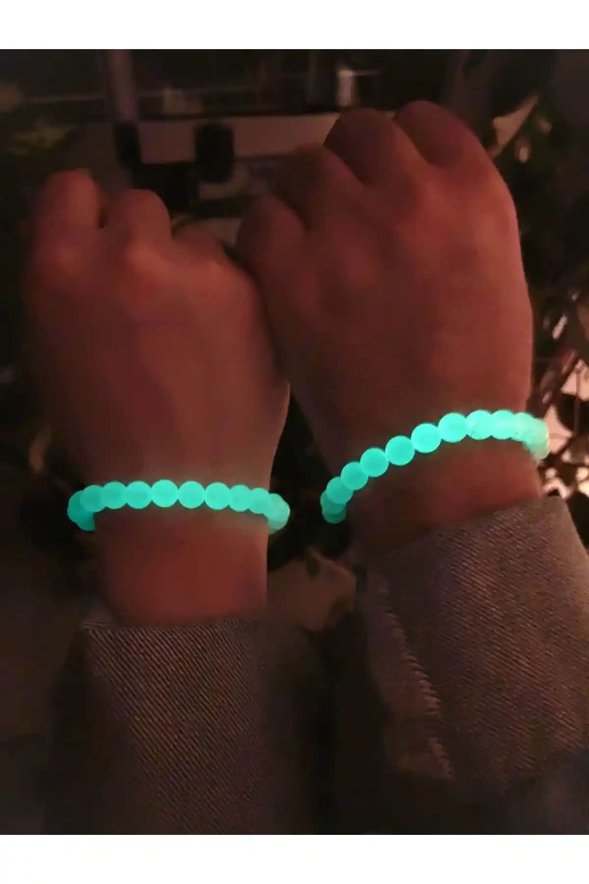 Karanlıkta Parlayan Fosforlu Kedigözü Sevgili Arkadaşlık Bilekliği: Doğal Taş ve Şıklık Bir Arada