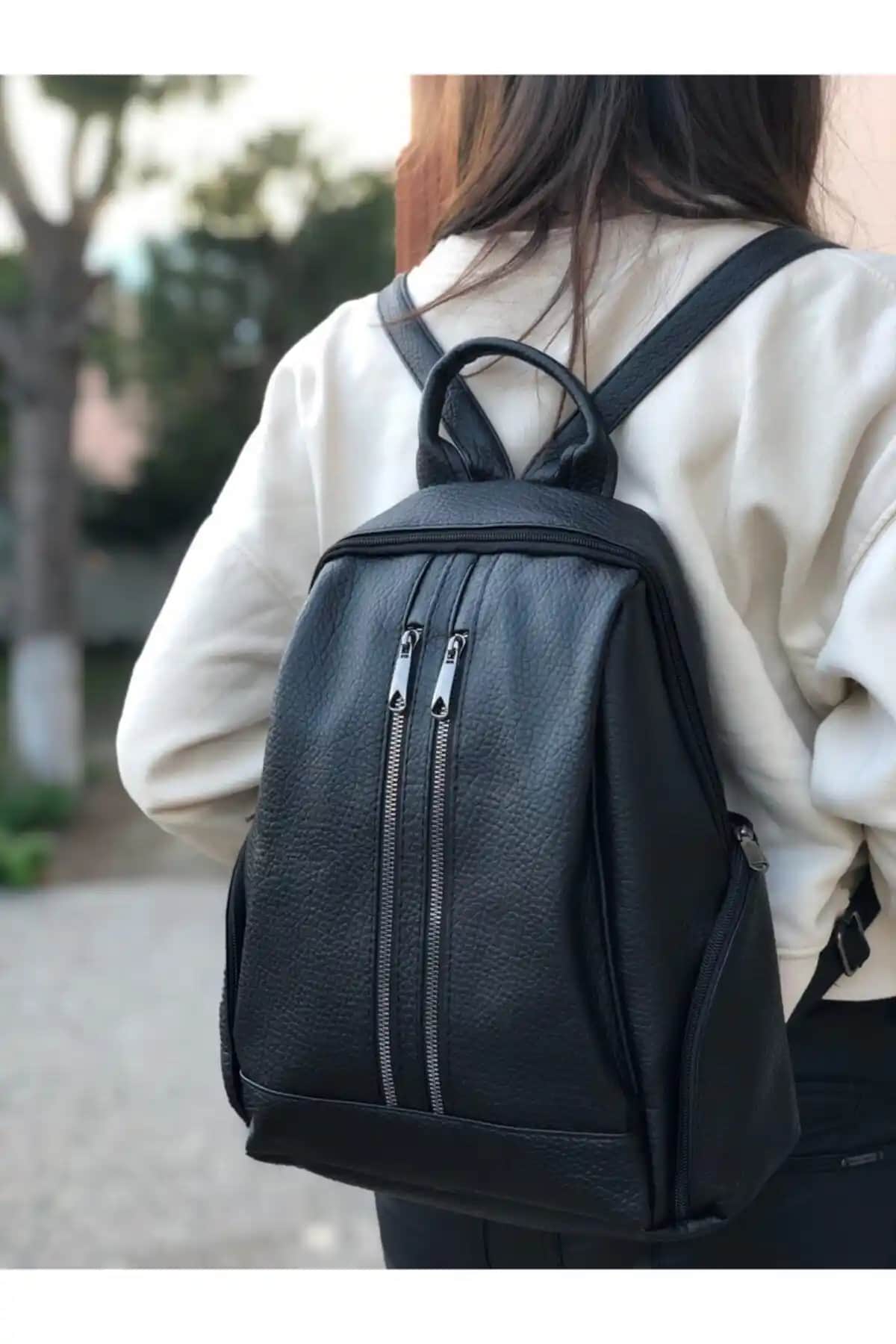 Lebina Siyah Yıkanmış Deri Kadın Sırt Çantası Günlük ve Şık Kullanım İçin Uygun