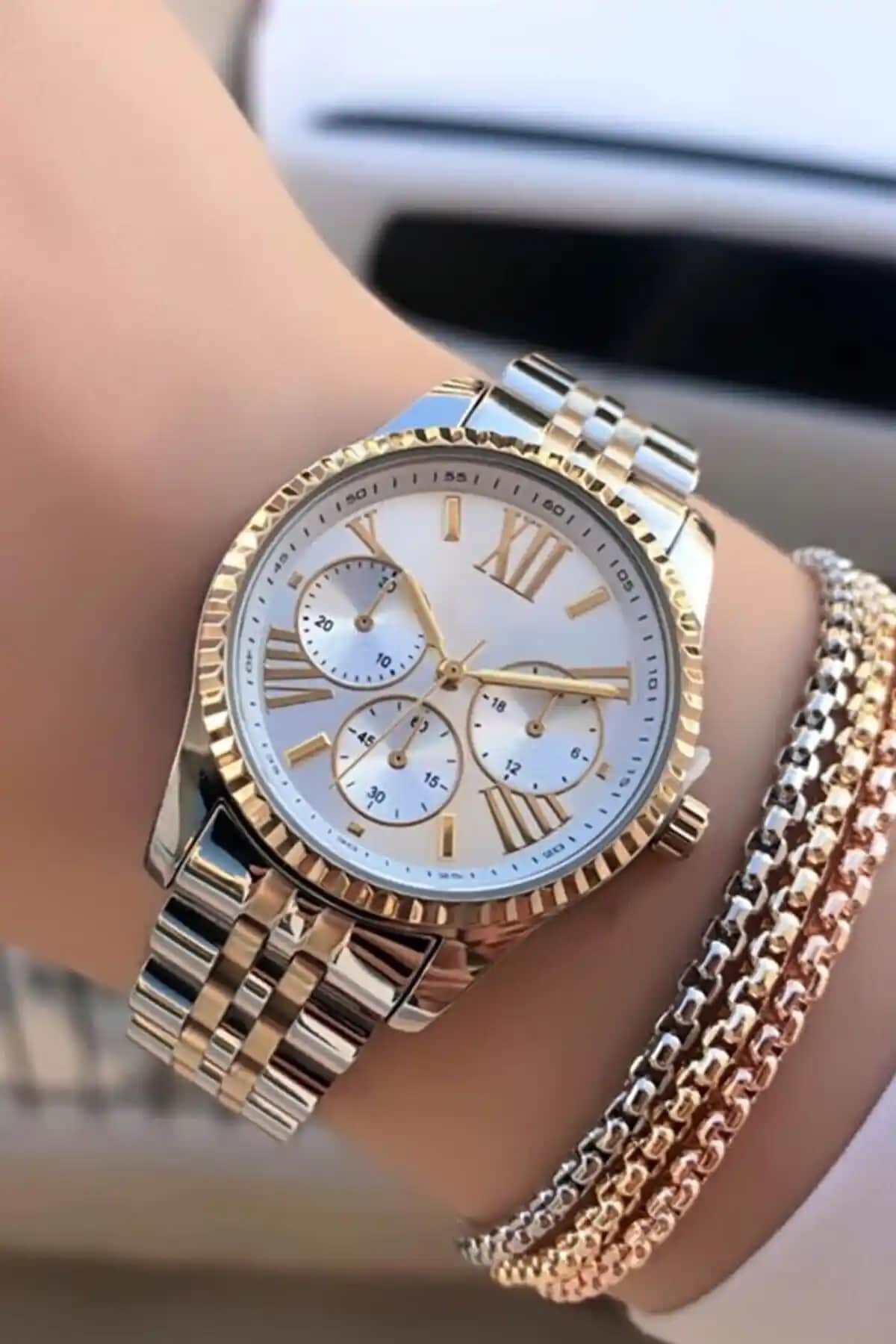 Leerybee ve OQQO Saatleri Karşılaştırması: Özellikler ve Kullanıcı Yorumları