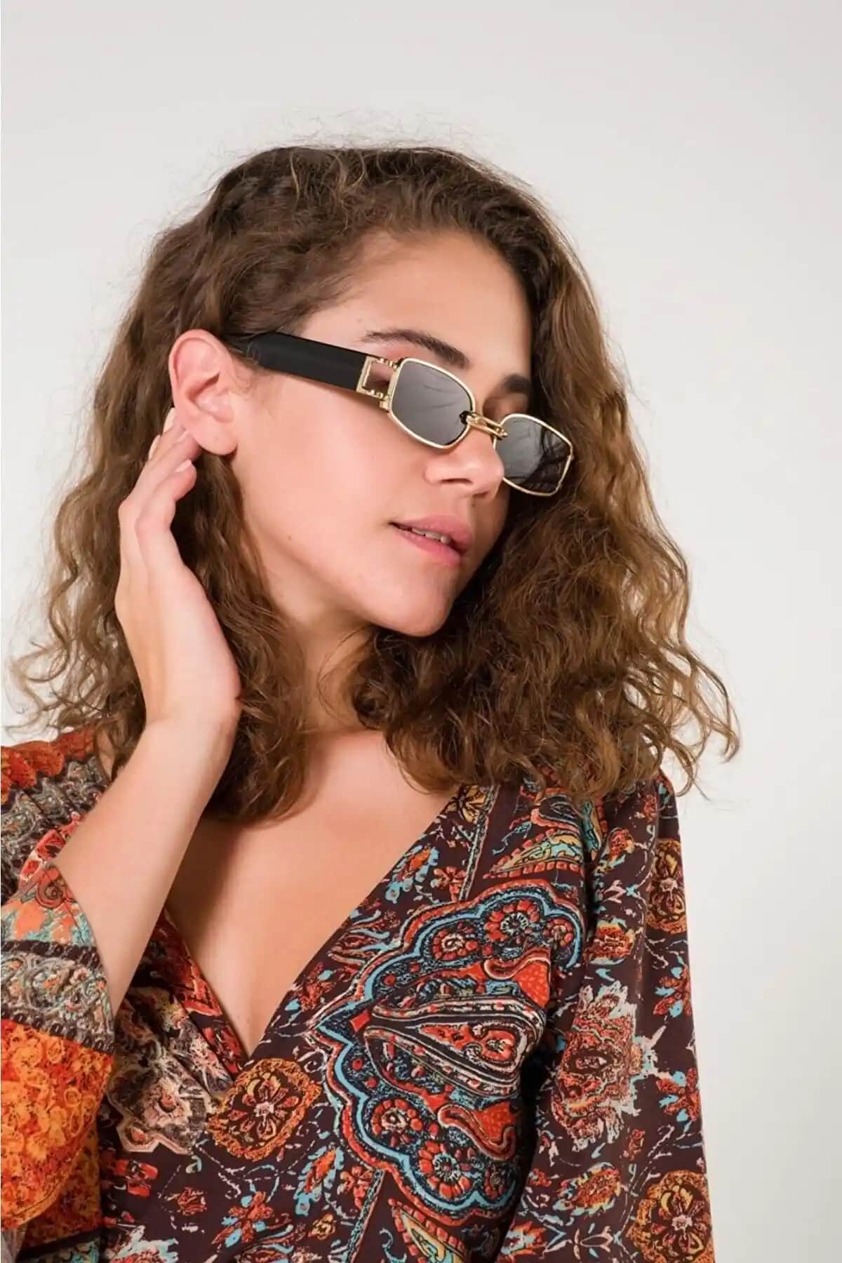LUPİX Vintage Kadın Güneş Gözlüğü Şık ve Koruyucu Tasarımıyla Günlük Kullanım İçin Uygun