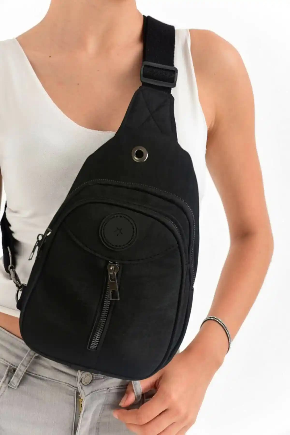 Luvenis Kadın Krinkıl Body Bag Günlük Şıklık ve Fonksiyonellik Sunar