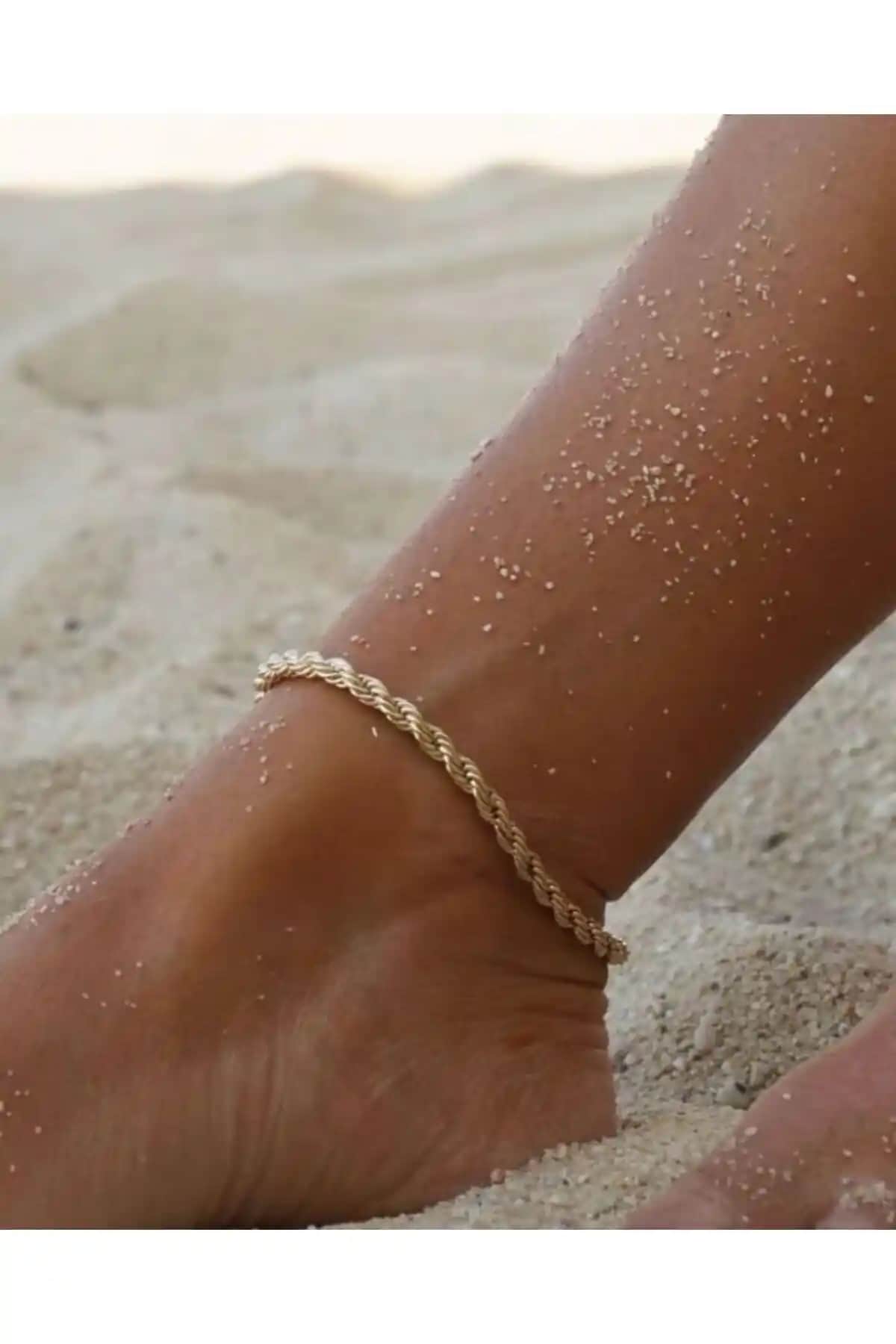 MagicStone Burgulu Zincir Halhal: Zarif ve Dayanıklı Altın Renkli Takı Seçeneği