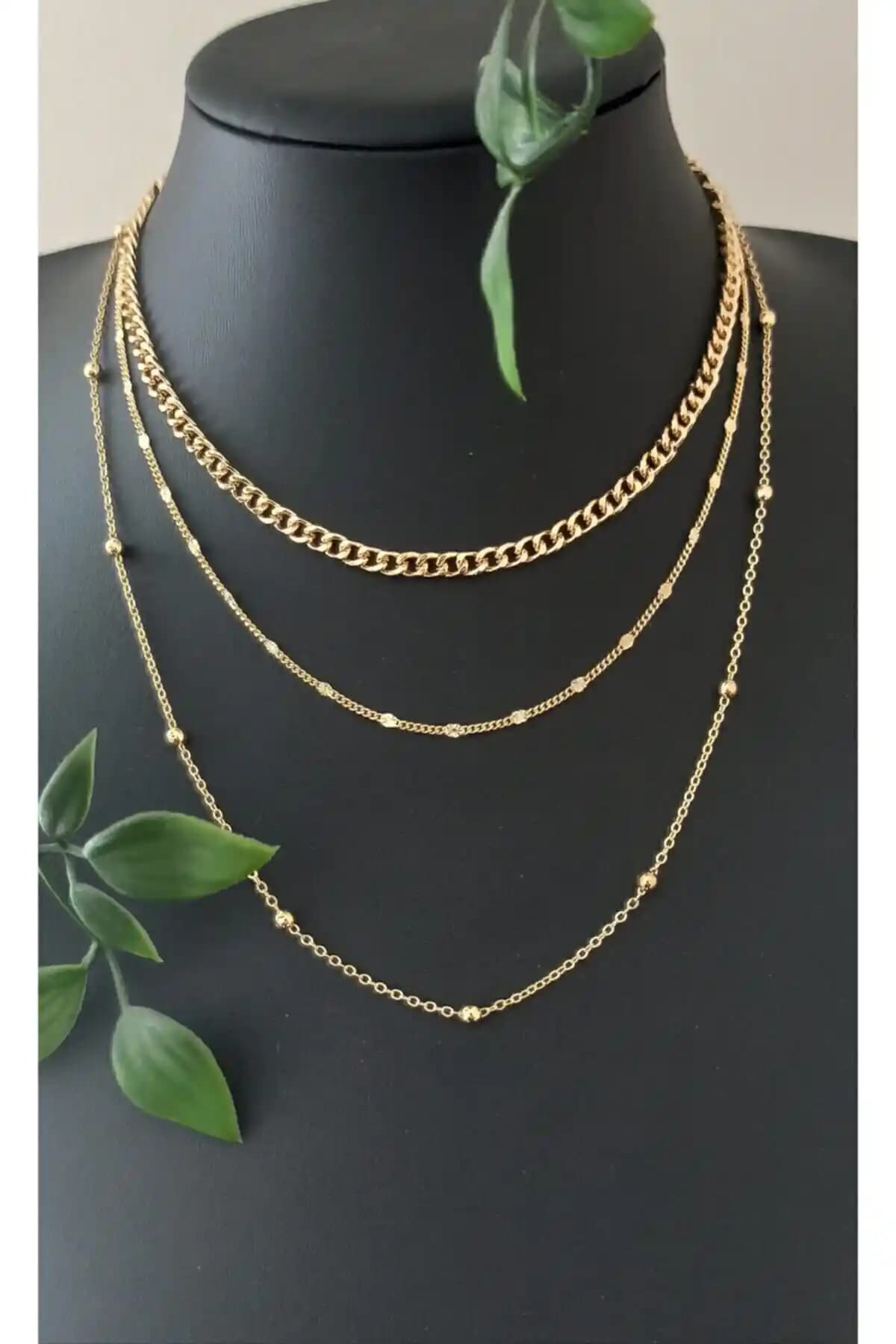 MagicStone Kadın Üçlü Zincir Seti Şık ve Zarif Tasarımıyla Günlük ve Özel Günler İçin Uygun