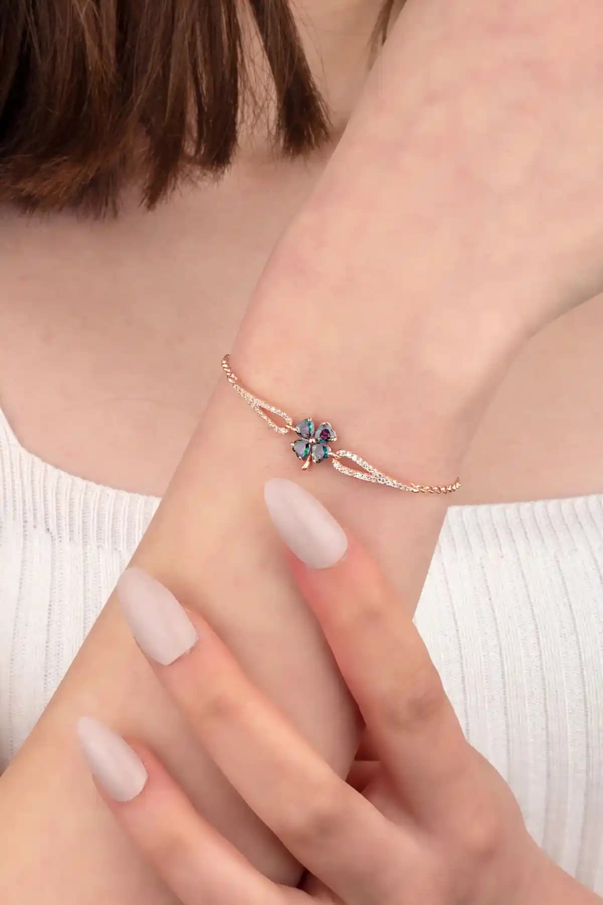 Miavi Silver 925 Ayar Gümüş Yonca Motifli Zirkon Taşlı Bileklik