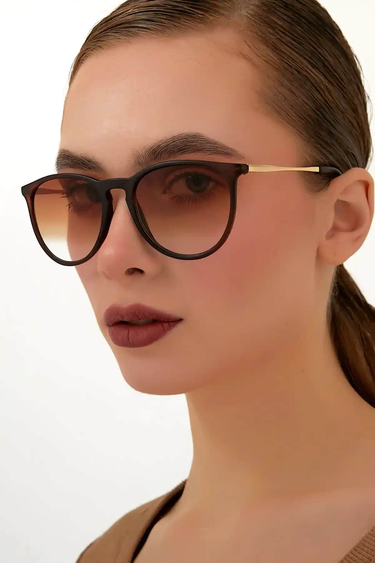 ModaLand Erica Model Altın Kahverengi Unisex Güneş Gözlüğü Şıklık ve Koruma Sunar
