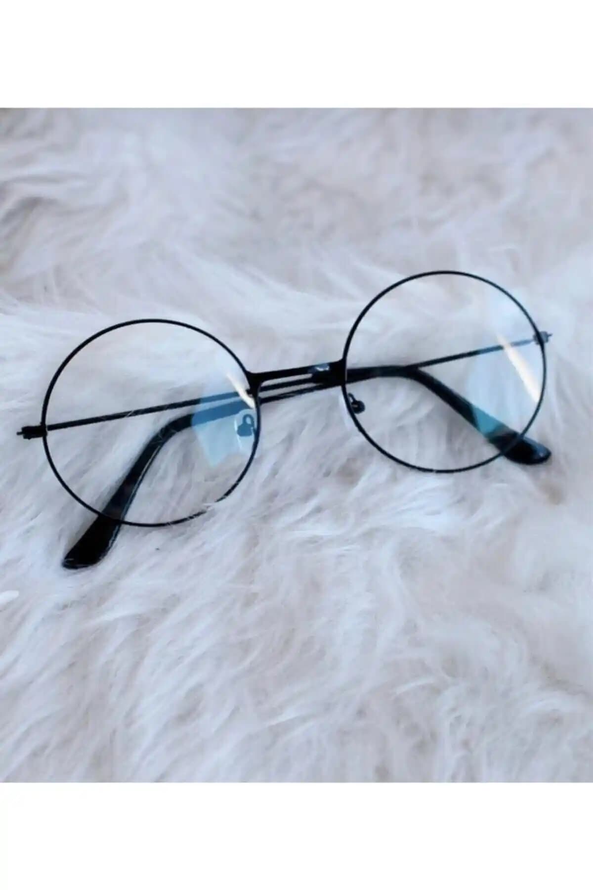 Modern ve Şık Mavi Işık Koruyucu Gözlükleri - UV400 Koruma ve Rahat Kullanım