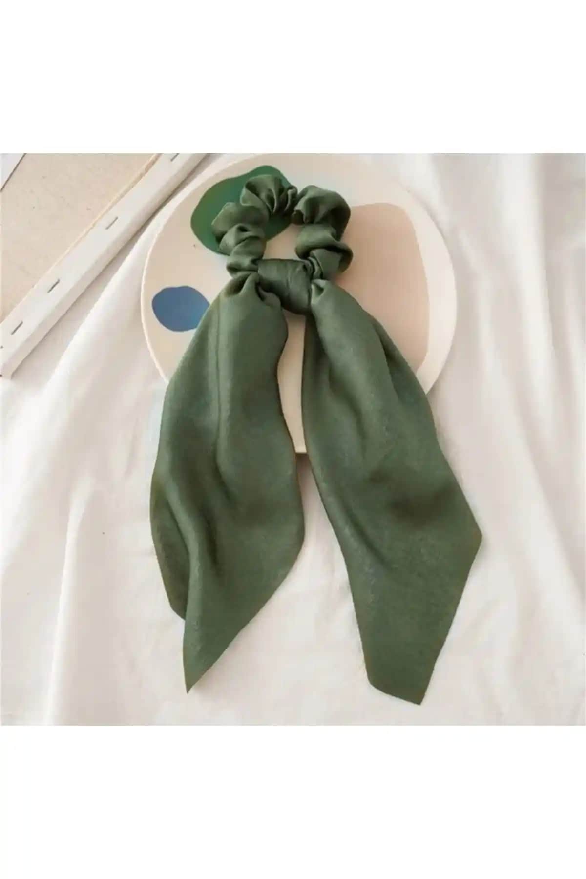 Monalisa Kadın Fularlar Karşılaştırması: Yeşil ve Siyah Seçeneklerin Detayları