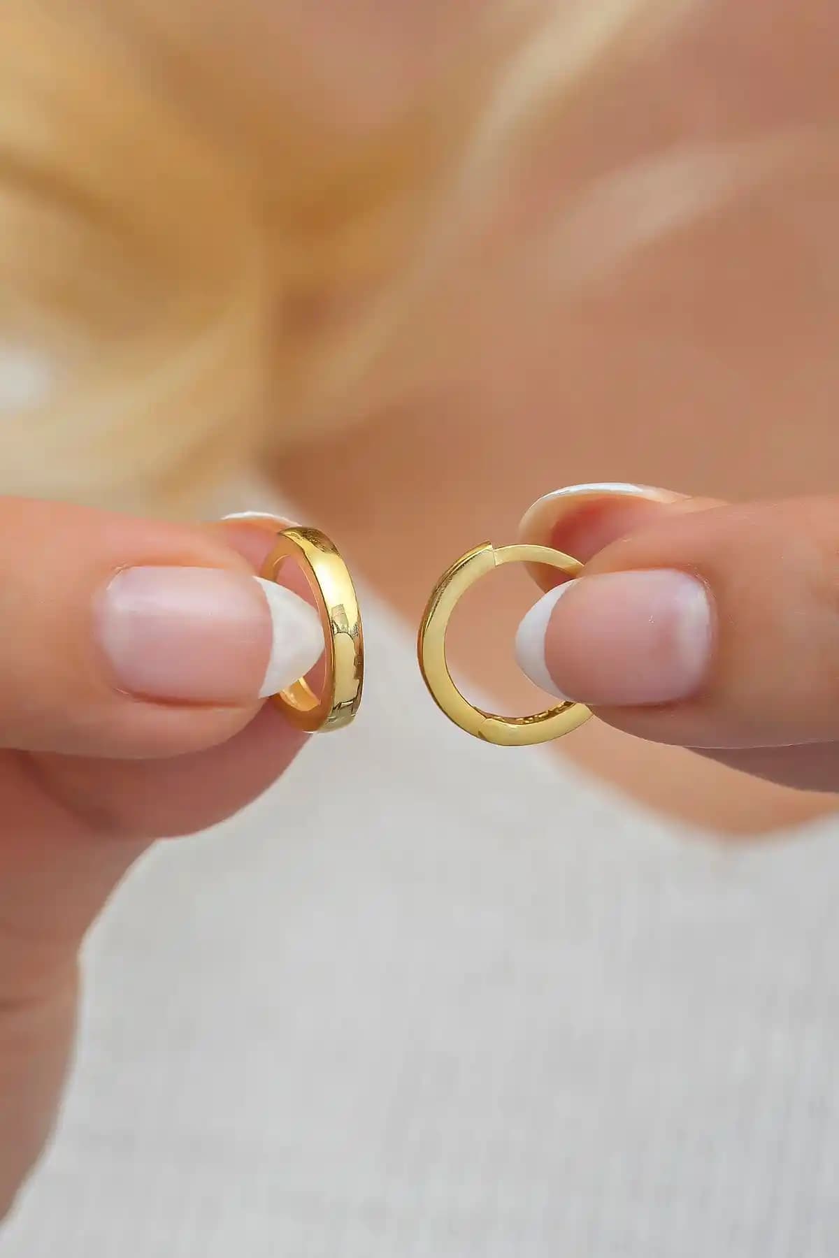 NEREZE ve SILVANO 925 Ayar Güçlü Altın Küpe Karşılaştırması ve Kullanıcı Yorumları