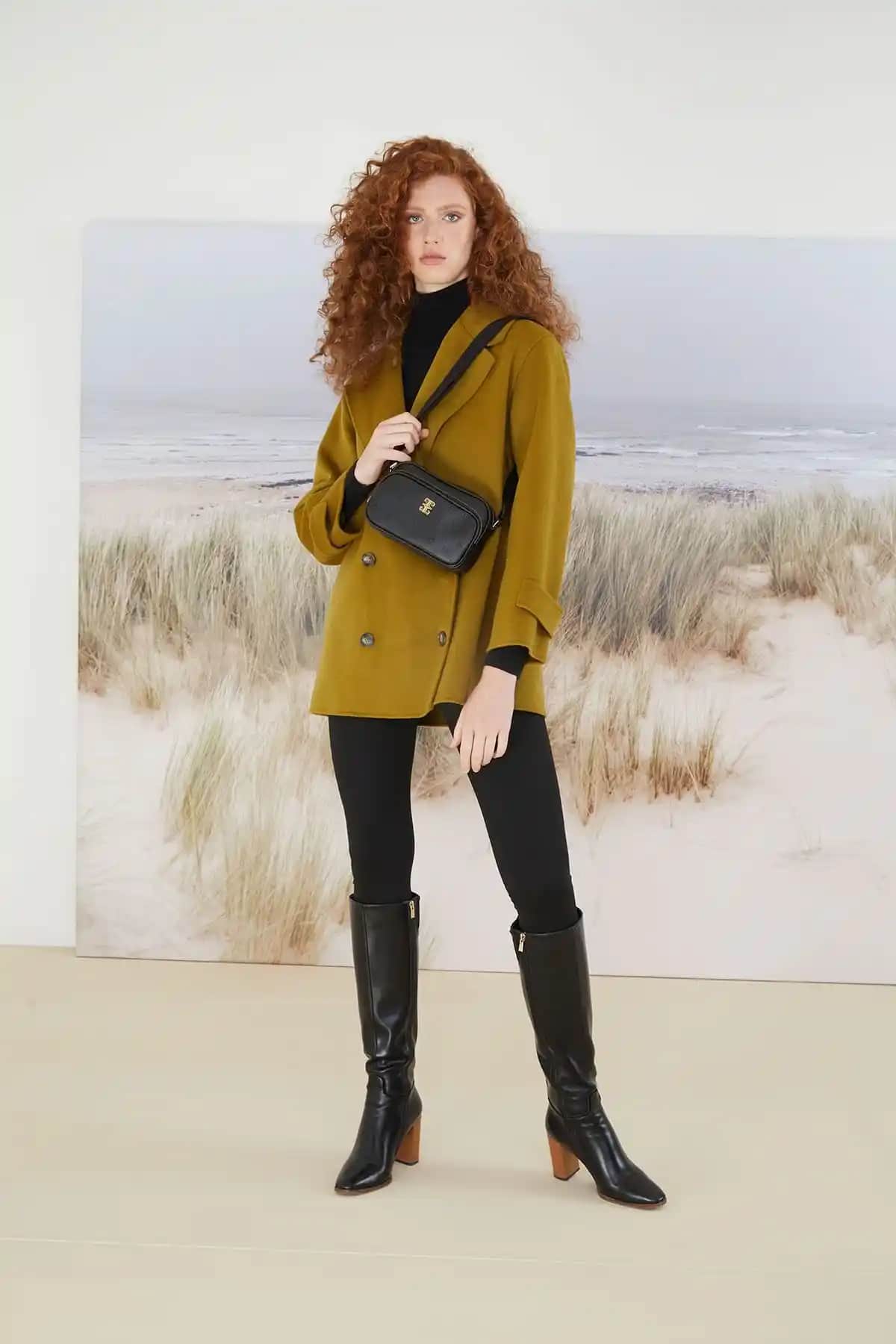 Pierre Cardin Siyah Floater Kadın Omuz Çantası Günlük Kullanım İçin Şık ve Dayanıklı Tasarım