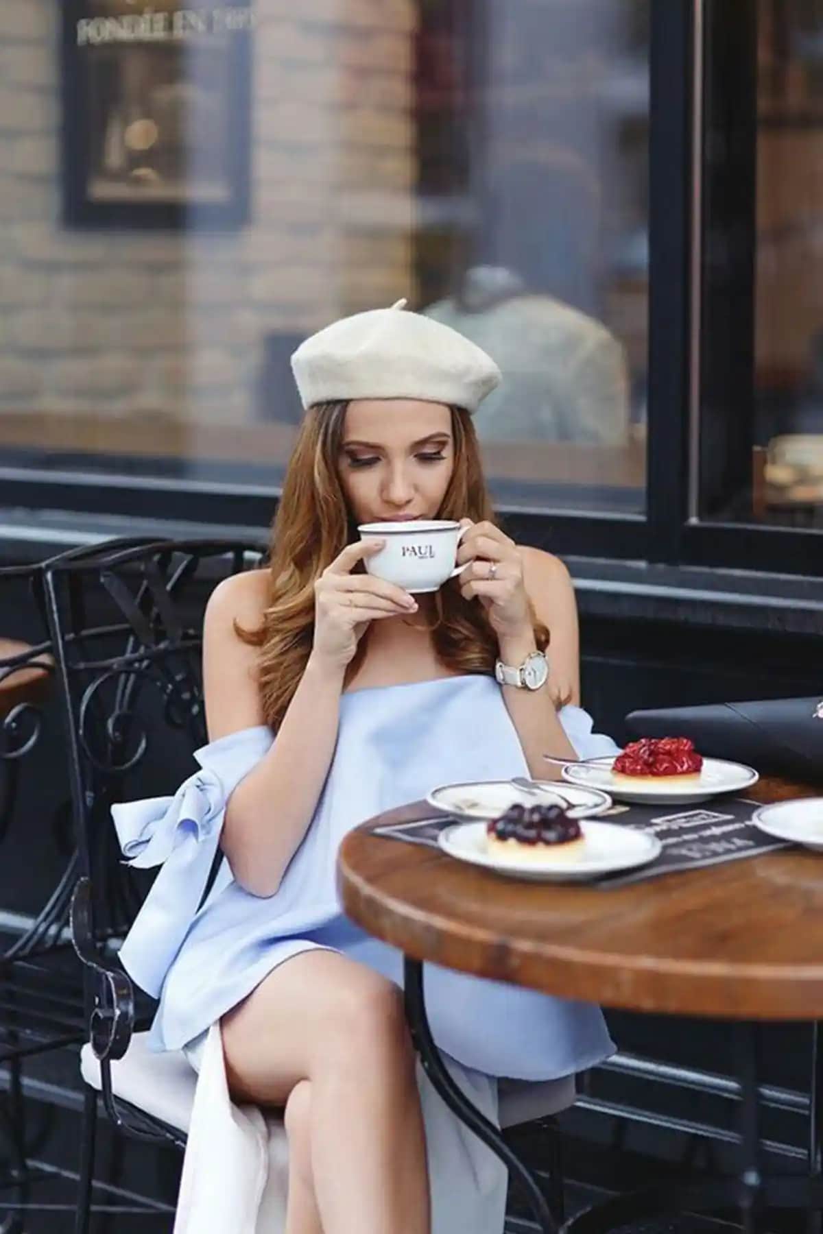 Ritagarcia Fransız Keçe Ekru Ressam Bere: Şık ve İşlevsel Kış Aksesuarı