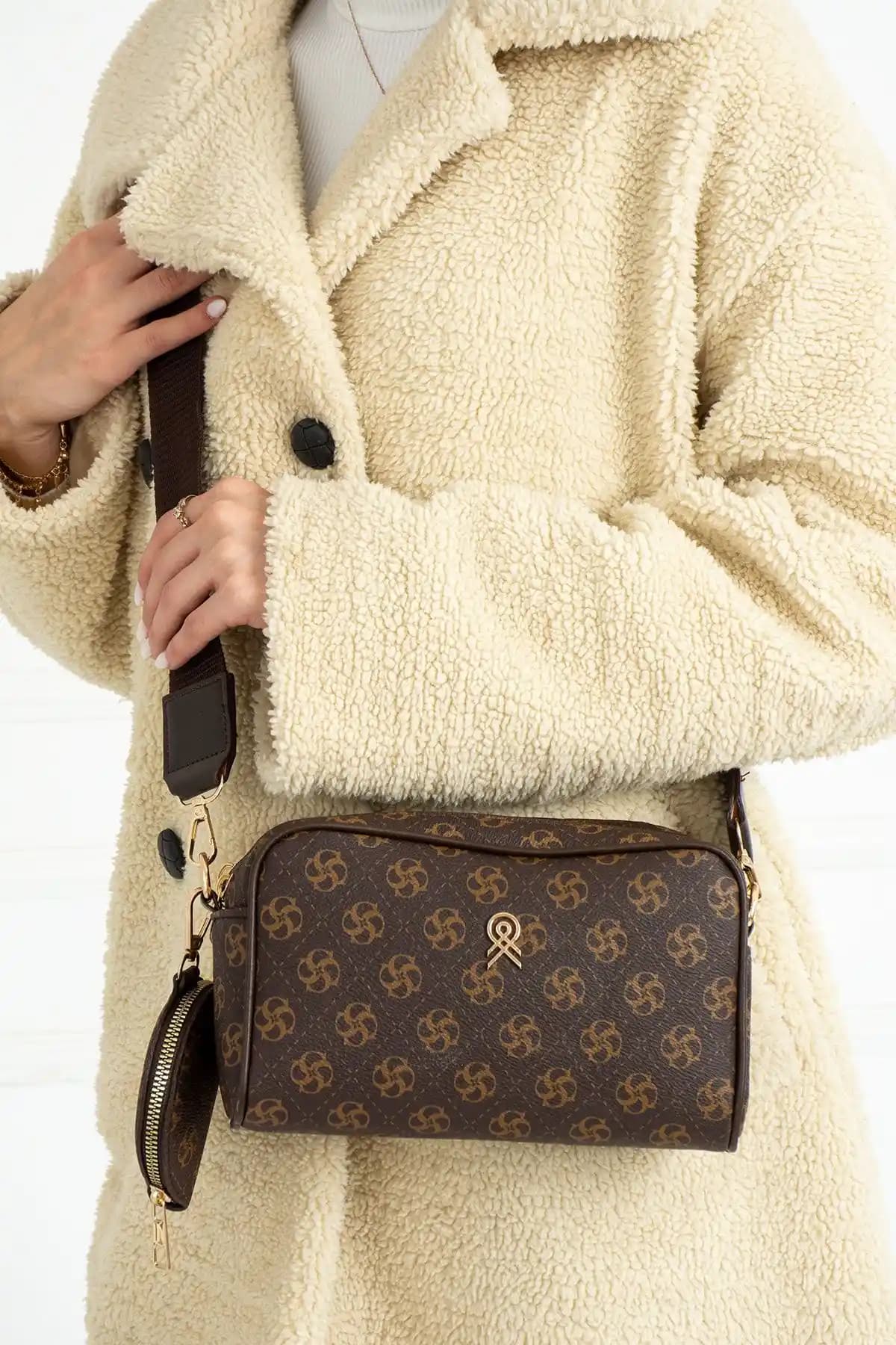 SDL LEATHER Kahverengi Rossi Deri Kan Omuz Çantası Günlük Kullanım İçin Pratik ve Şık Bir Seçenek