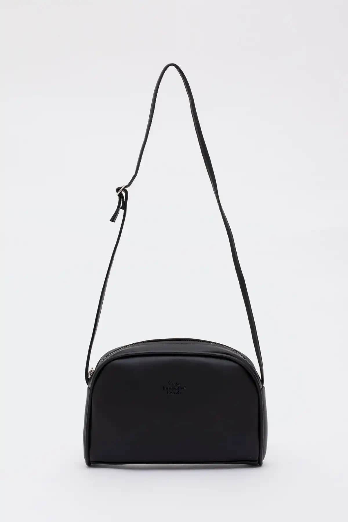 Shaka Siyah Shk25 Mini Urban Çapraz Askılı Çanta: Dayanıklı ve Şık Günlük Kullanım Modelleri