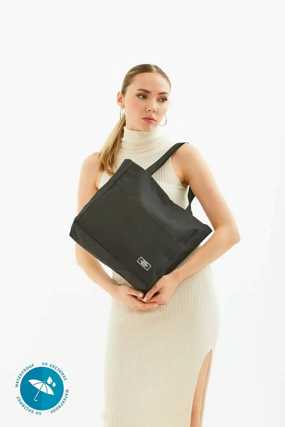 Shaka Siyah U24 Kadın Çantası Çok Bölmeli Su Geçirmez Tasarım