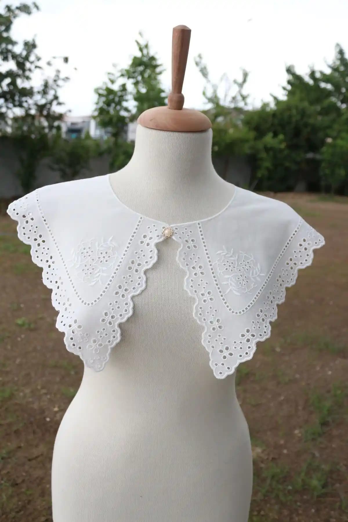 Sherlock Home Vintage Pamuklu Yaka Tak Çıkar Şık ve Kullanışlı Aksesuar