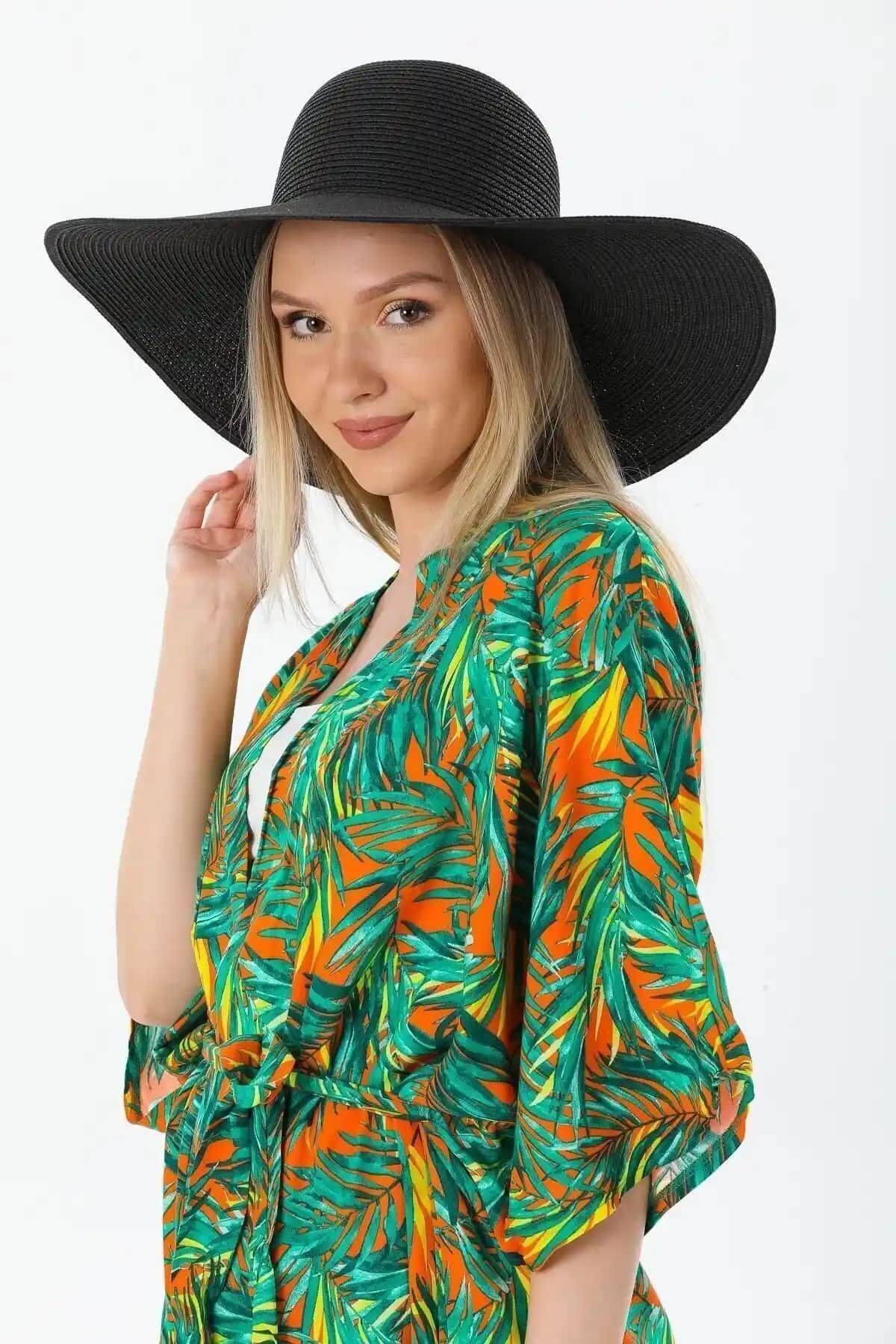 Suve Gold Kadın Hasır Plaj Şapkası Siyah Güneş Koruma ve Şıklık Sunar