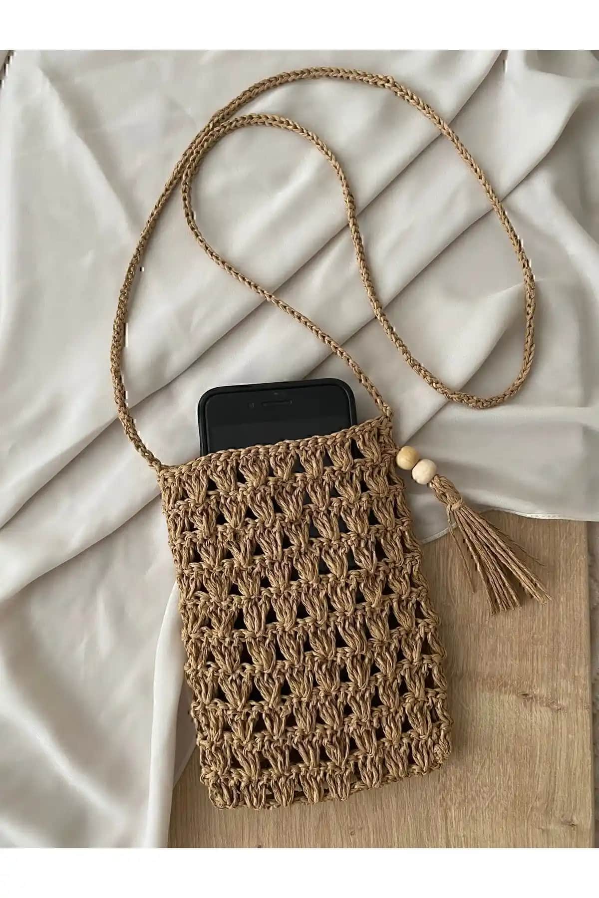 Tasu Resmi Hasır Telefon Çantası ve Kağıt İp Çanta: Şıklık ve Fonksiyonellik Bir Arada