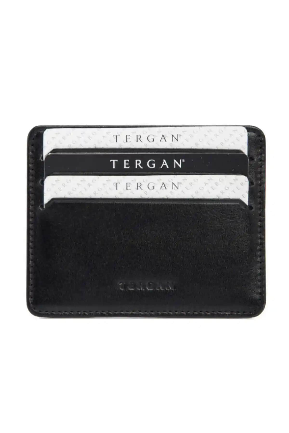 Tergan Siyah Deri Unisex Kredi Kartlık: Şık ve Dayanıklı Günlük Kullanım Aksesuarı
