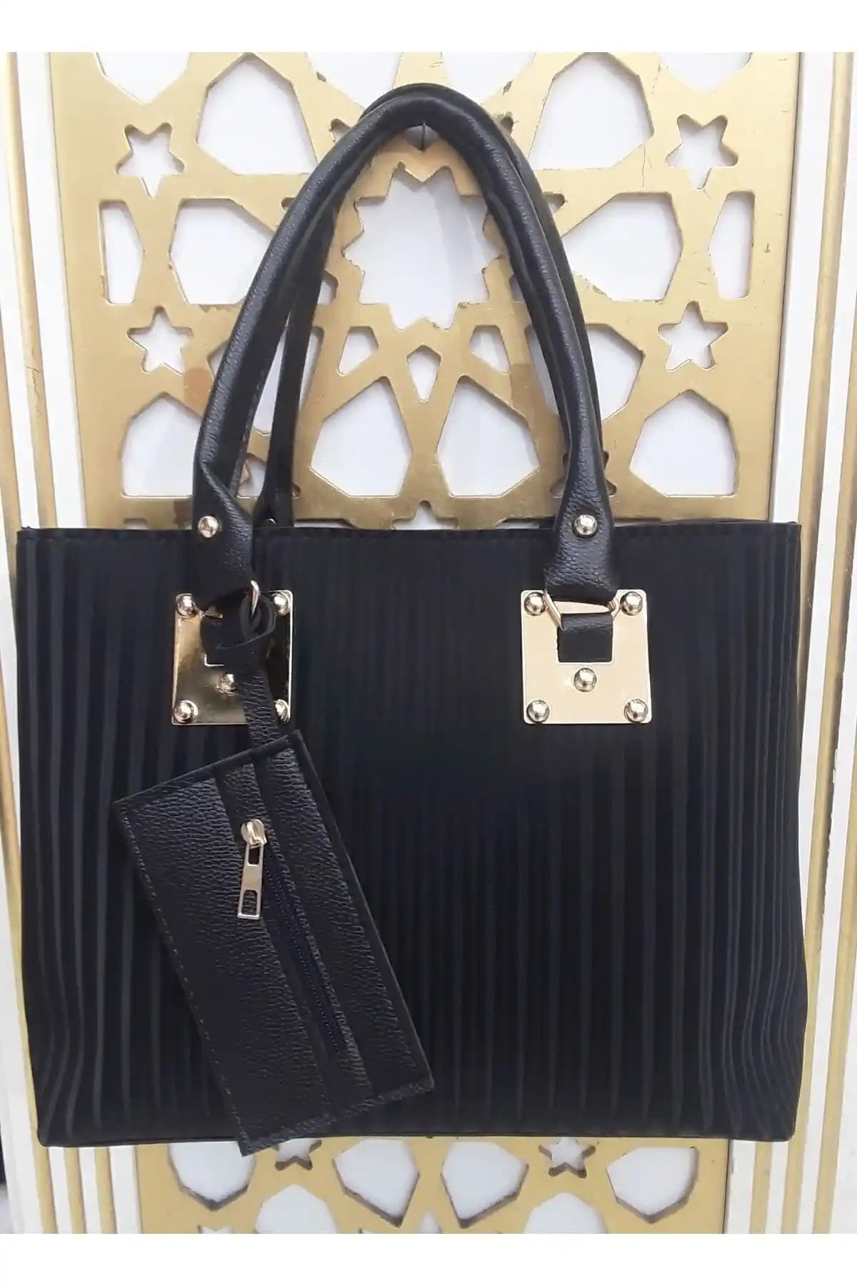 Uğurtek Kadın Günlük Düğünlük Çanta Modern ve Şık Tasarım ile Dayanıklı Kullanım