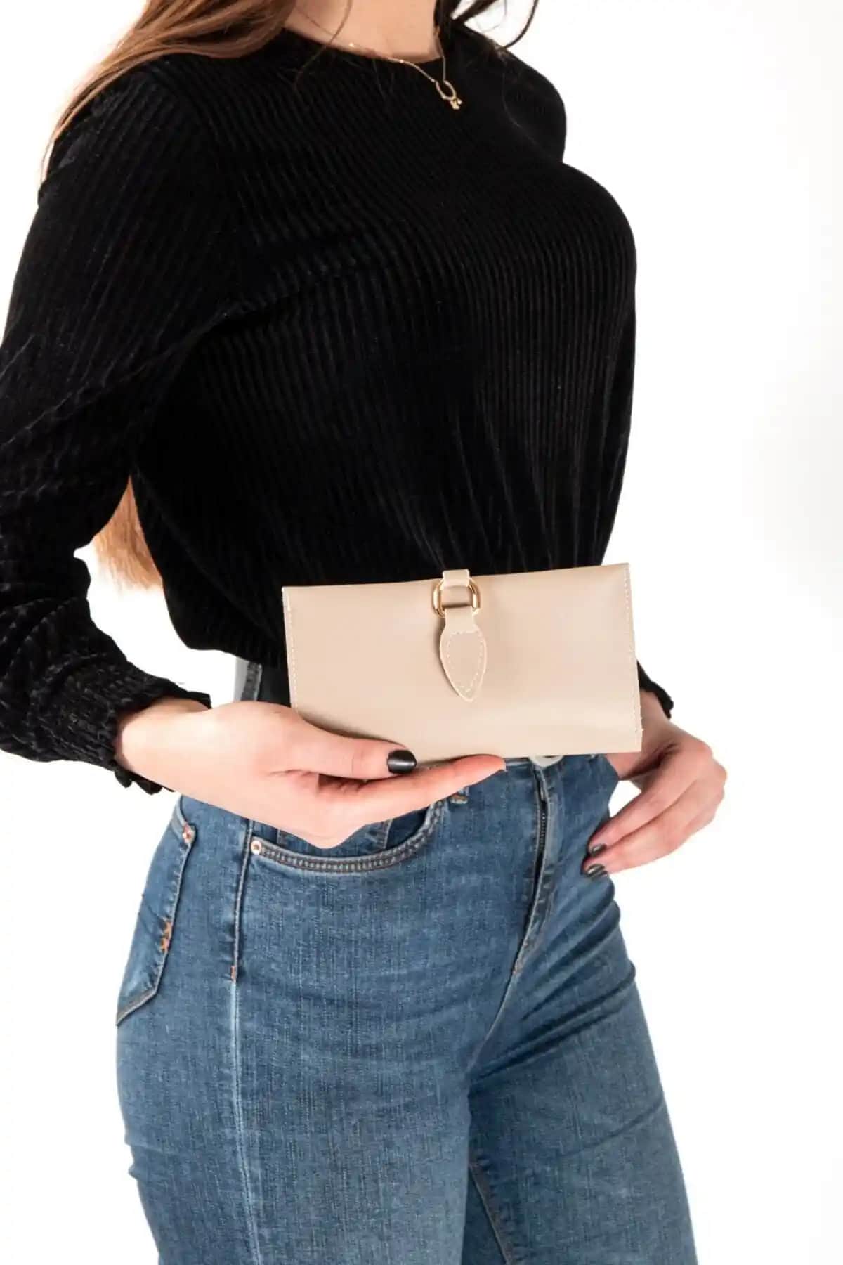 Womancraft Yumuşak Derili Çok Bölmeli Bej Kadın Cüzdanı Günlük Kullanım İçin Uygun