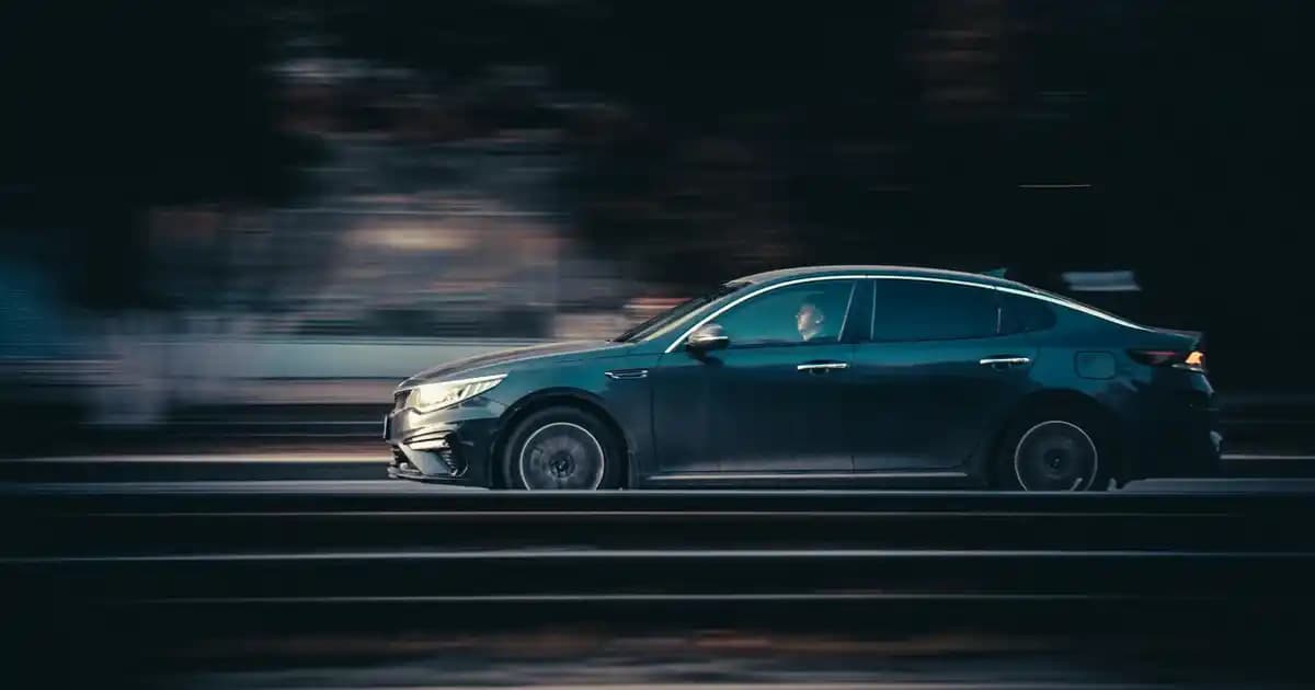 Akne ve Cilt Sağlığında Takviyeler, Yaşam Tarzı ve Tedavi Yöntemlerinin Rolü