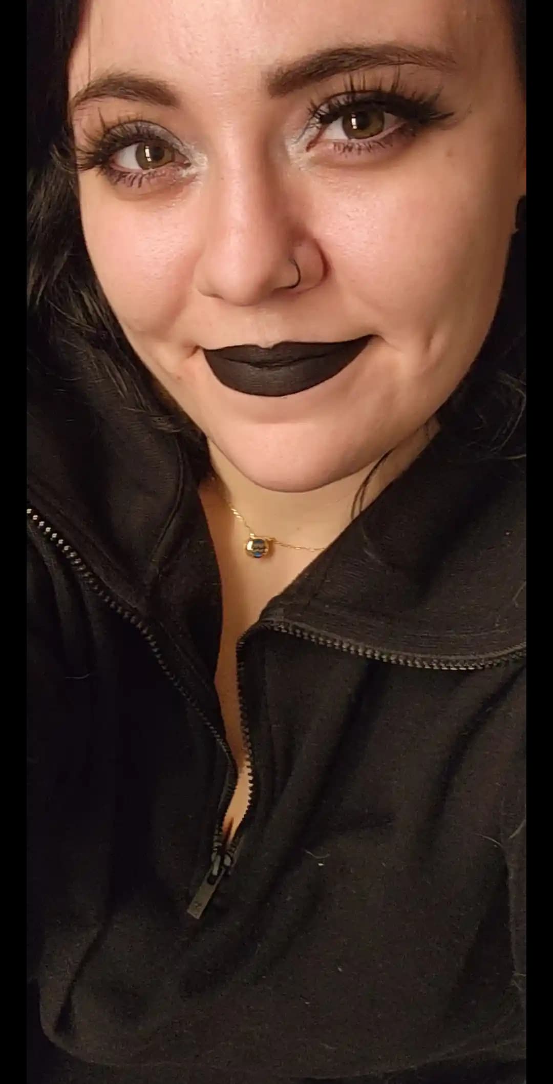 Alternatif ve Koyu Tonlu Makyajlarda Ürün Seçimi ve Uygulama Teknikleriyle İyileştirme Önerileri