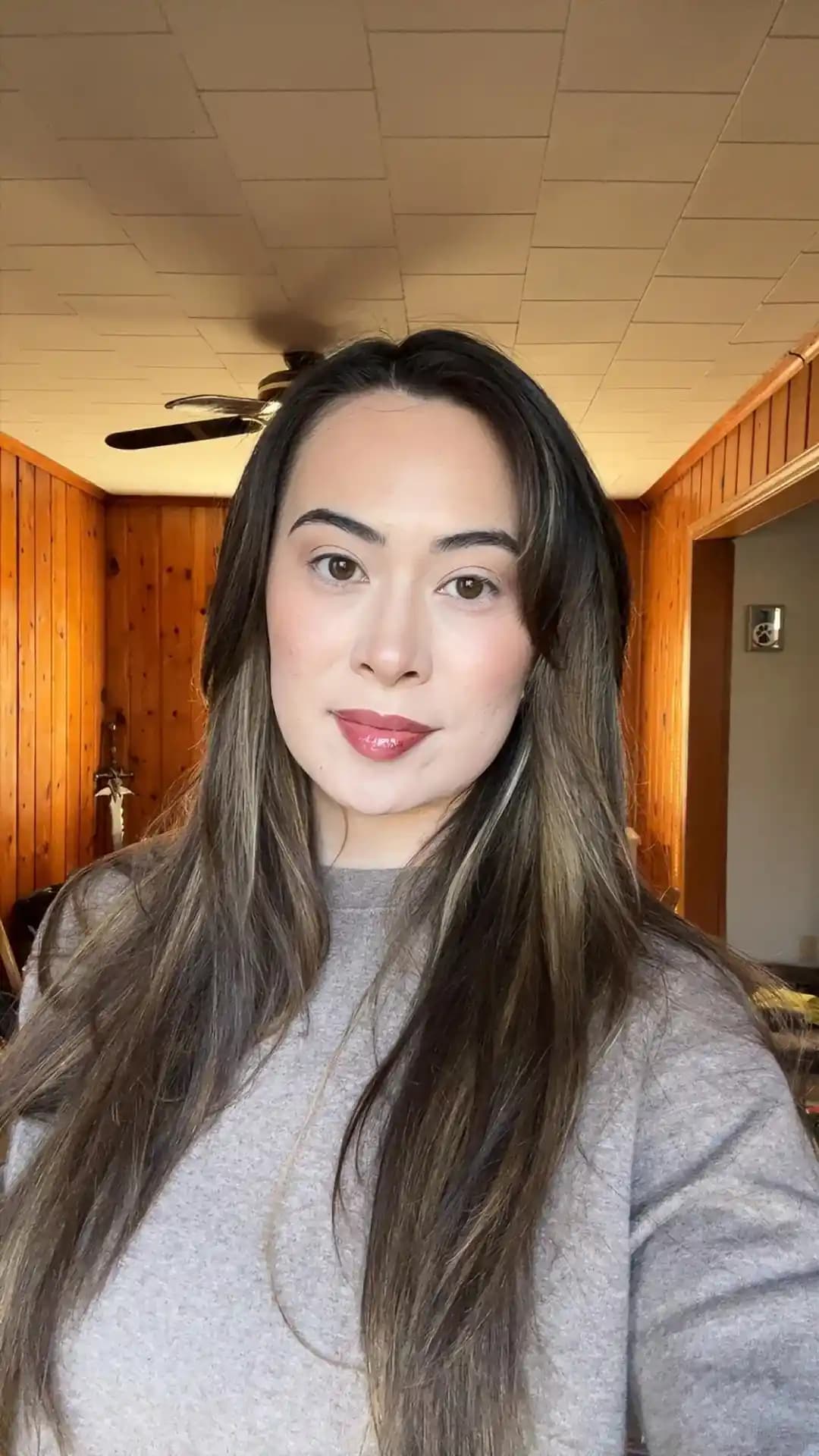 Dewy Makyaj Görünümünü Uzun Süre Koruma ve Kirpik Bakımı İçin Etkili Yöntemler