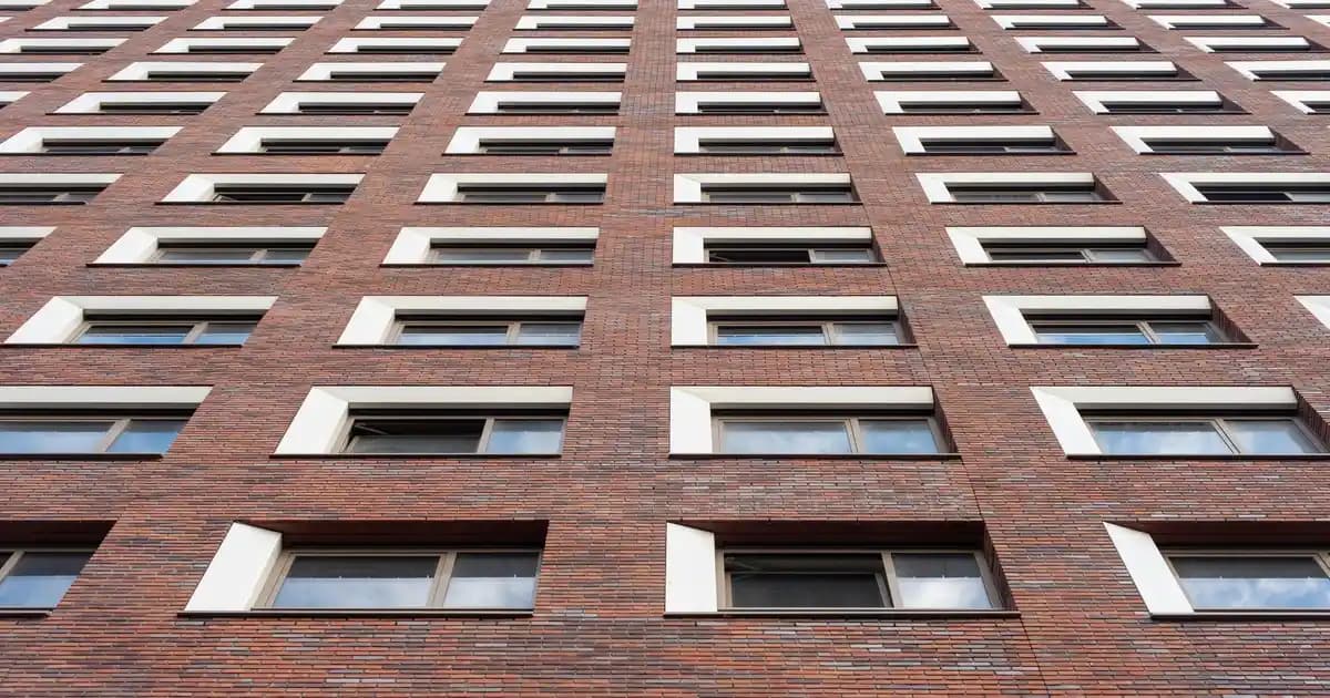 Hada Labo Gokujyun Premium Lotion ve Akne Riski: Kullanıcı Deneyimleri ve Alternatif Cilt Bakım Ürünleri