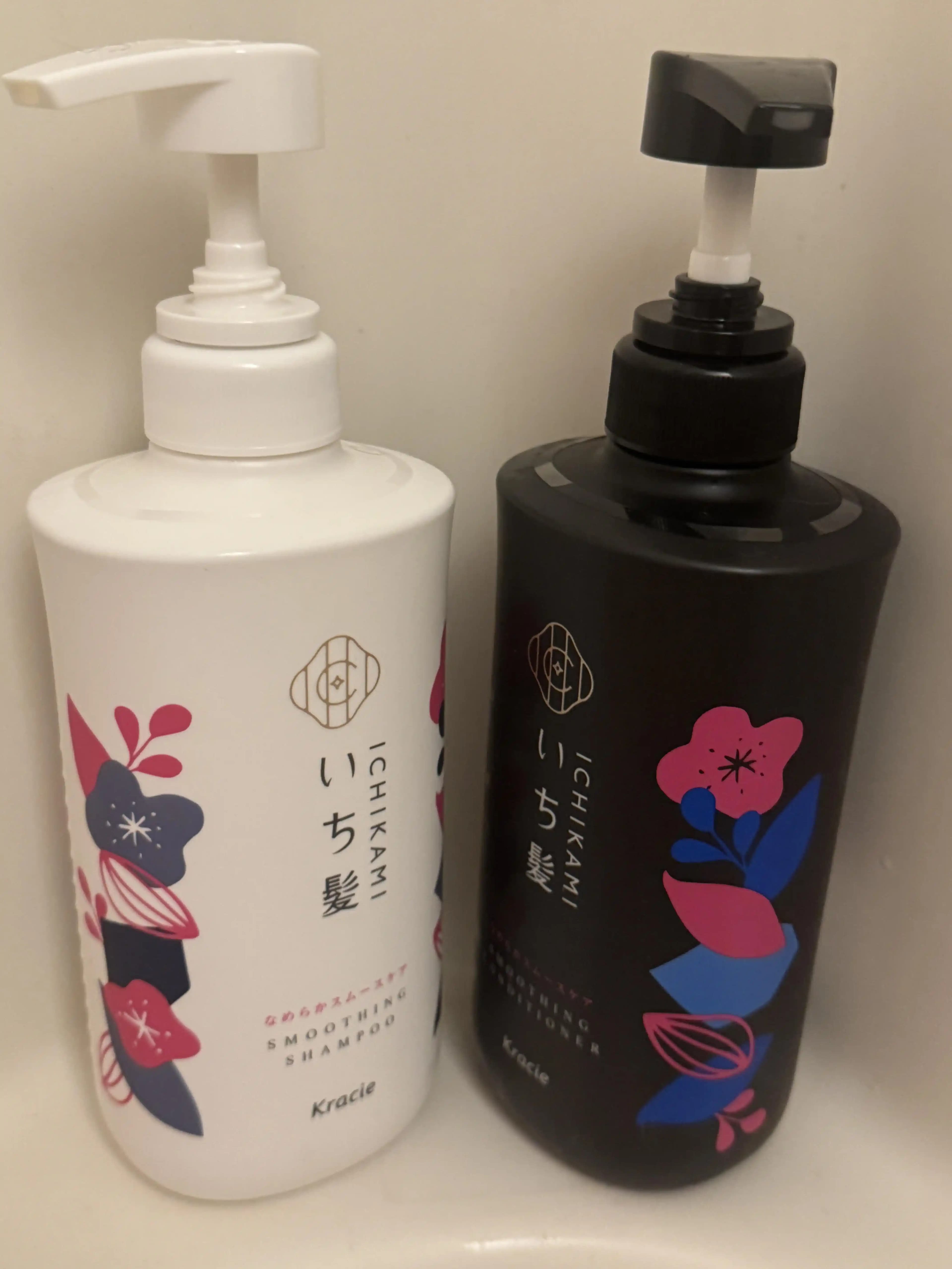 Ichikami Smoothing Şampuan ve Saç Kremi: Silikonların Saç Bakımındaki Etkileri ve Kullanıcı Yorumları