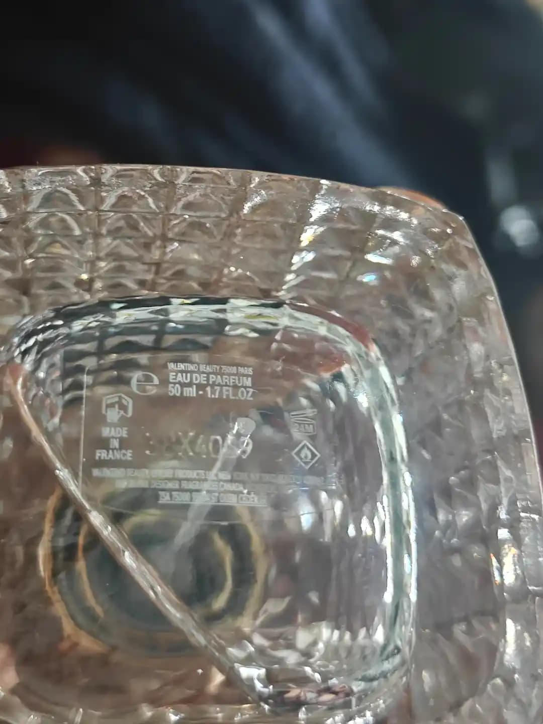 Valentino Donna Parfüm Şişesi ve Sınırlı Üretim Versiyonlarının Teknik İncelemesi