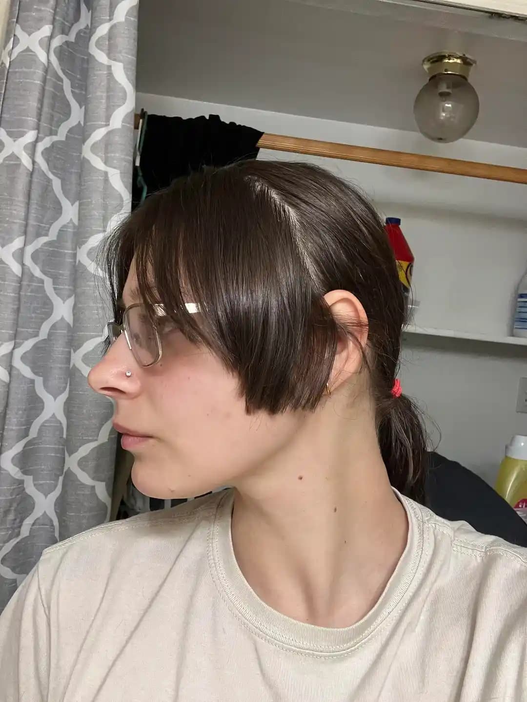 Yüz Çerçeveleyen Saç Kesiminde Yapılan Hatalar ve Düzeltme Yöntemleri Nelerdir?