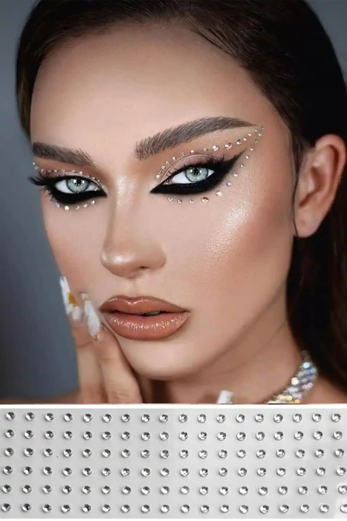 BAHELS Kristal Yuvarlak Işıltılı Sticker Yüz ve Vücut Makyaj Taşı Ürün İncelemesi