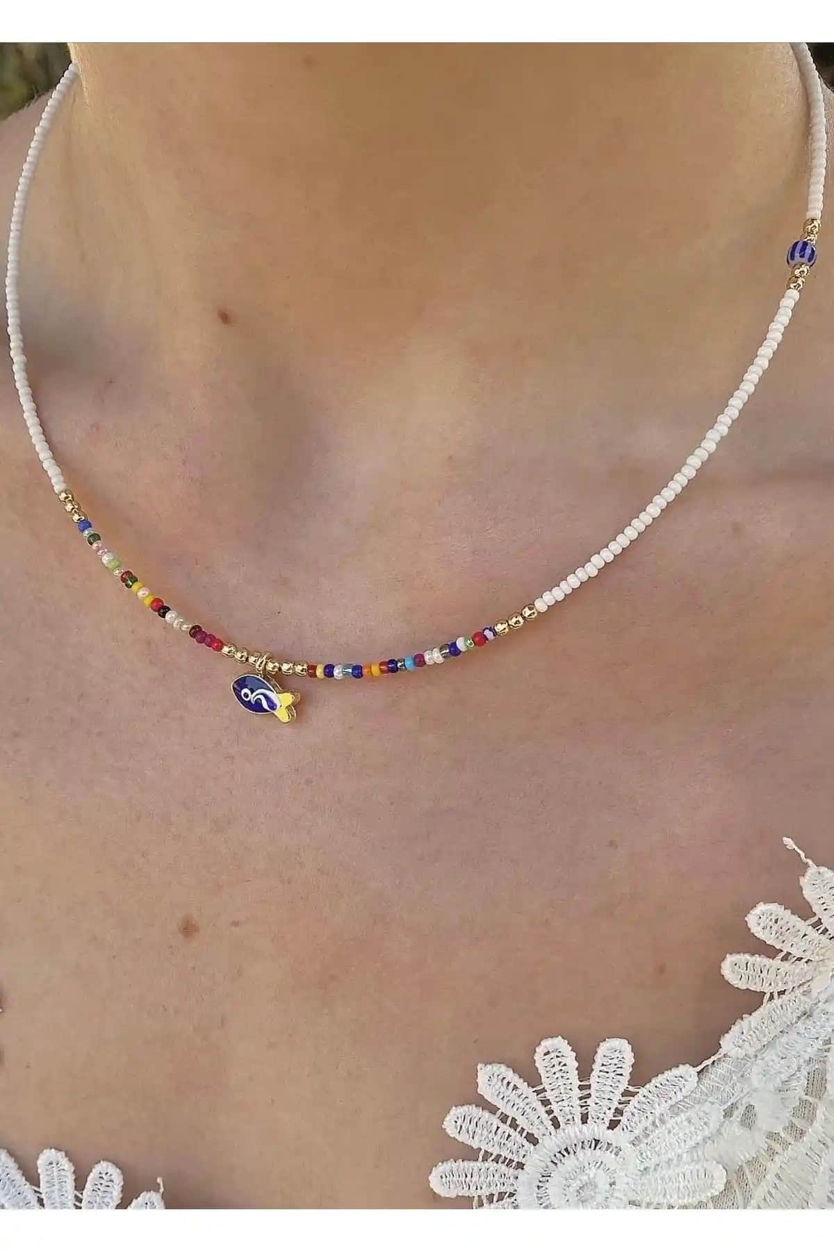 Balık Renkli Kum Boncuk ve El Yapımı Çek Camı Etnik Kan Kolye Karşılaştırması