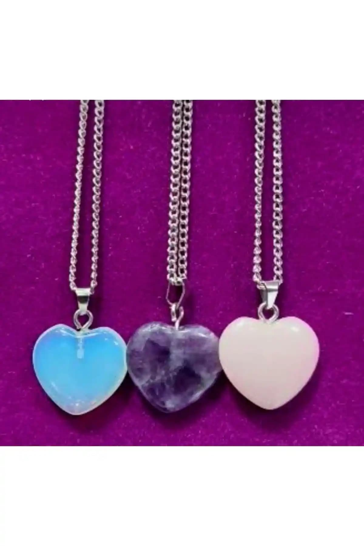 Doğal Taş Kalp Kolye Karşılaştırması: Parlayan ve Zarif Modellerin Özellikleri