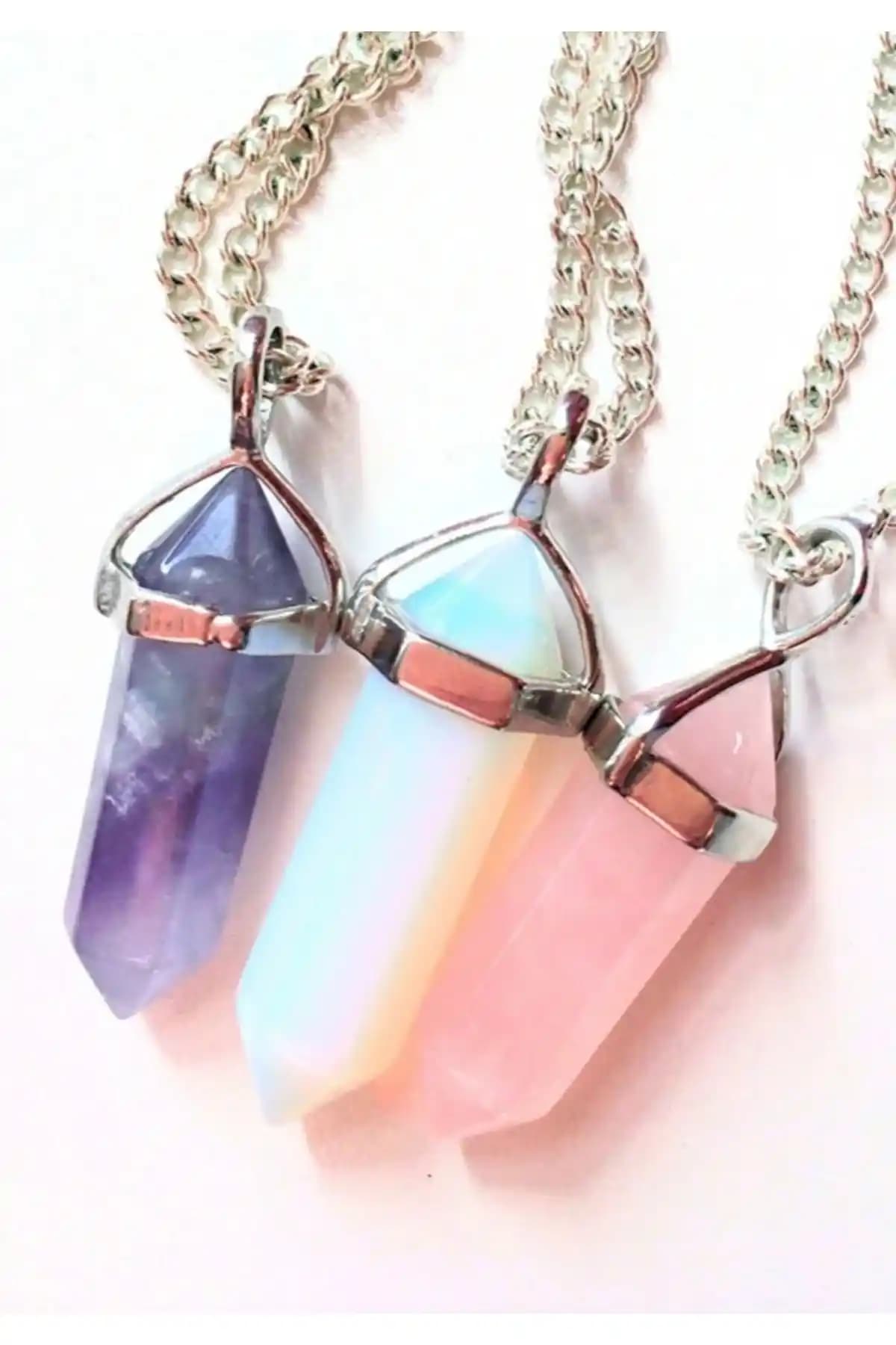 Doğal Taş Kolye Karşılaştırması: Ametist, Pembe Kuvars ve Ay Taşı Modelleri