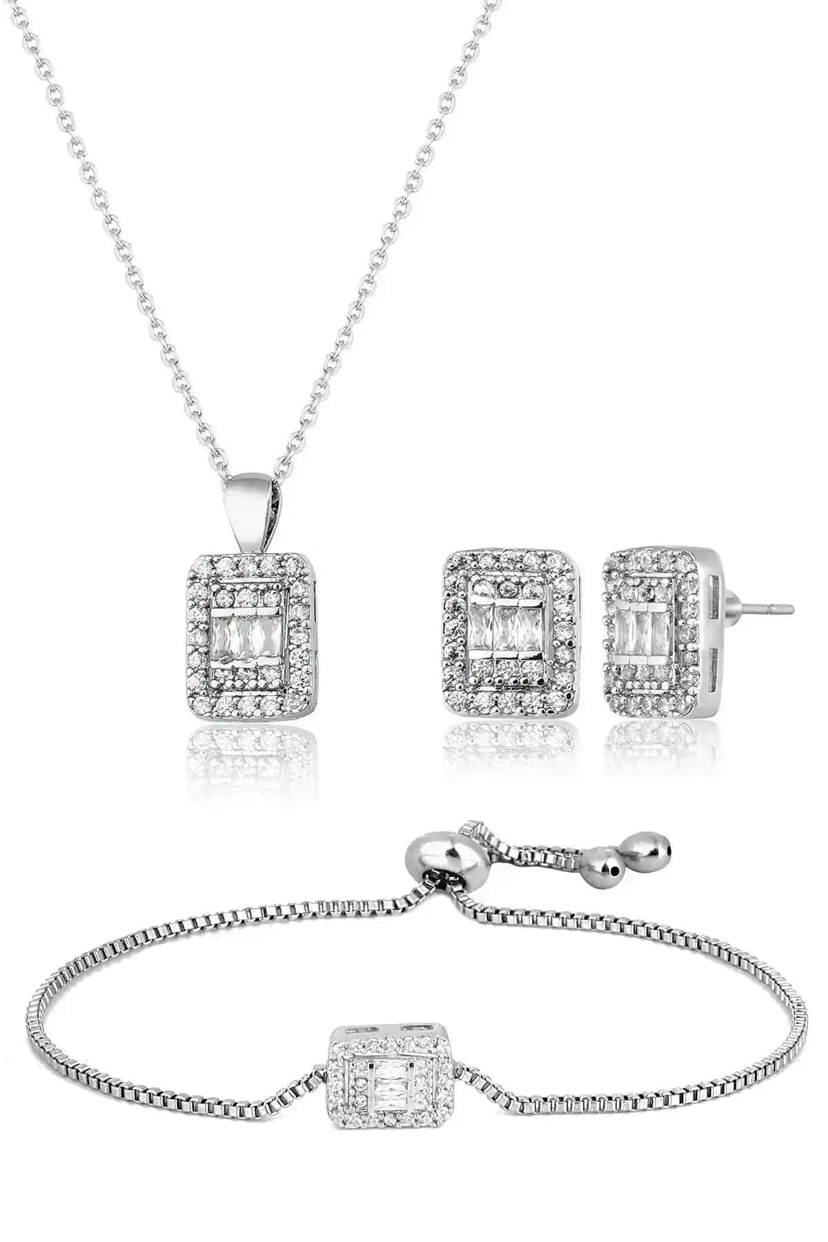 Elika Silver ve Söğütlü Silver Takı Setleri Karşılaştırması: Özellikler ve Kullanıcı Yorumları