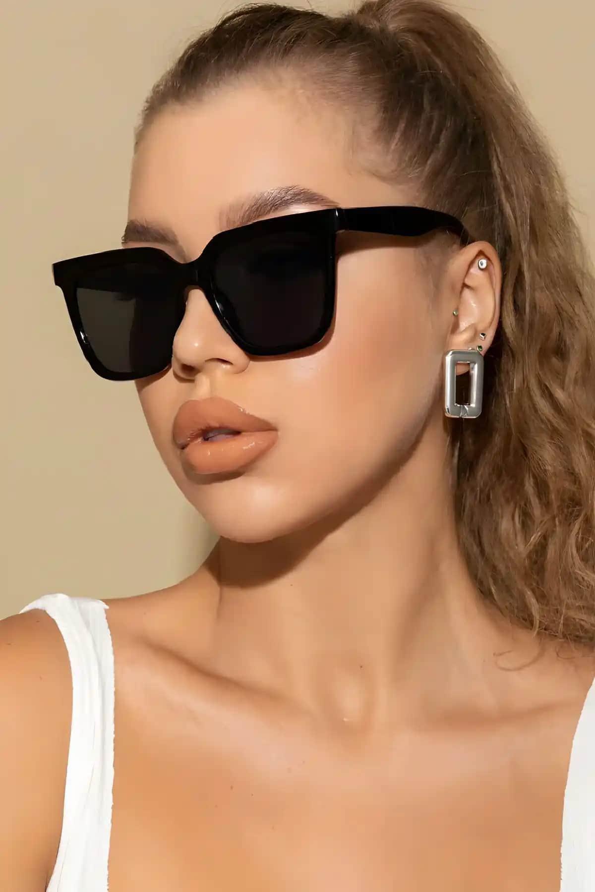 Eyesofia Hılls ve Jutem Güneş Gözlüğü Karşılaştırması: Stil ve Koruma Açısından En İyi Seçenekler