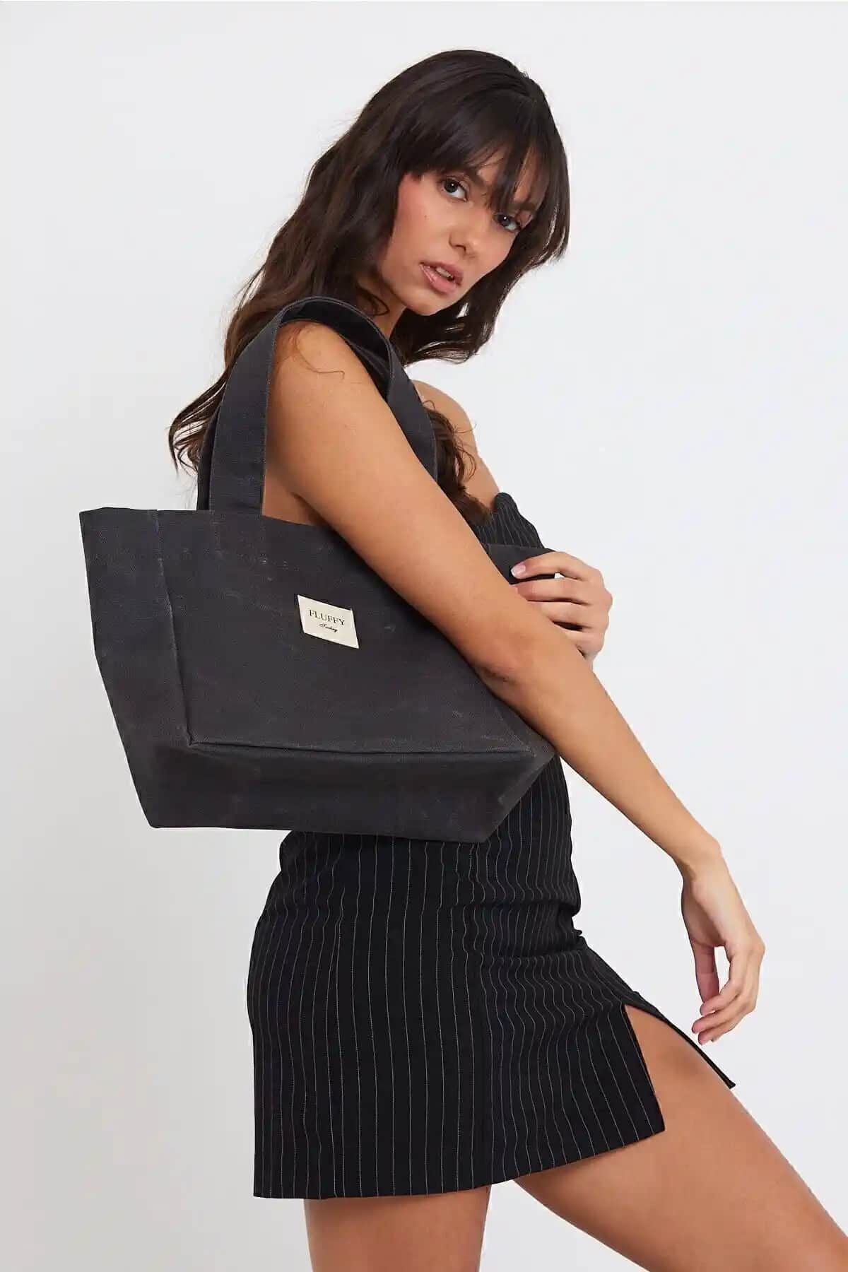 Fluffy Dark ve Seaweed Mumlu Kanvas Çantalar Karşılaştırması: İşlevsellik ve Tasarım Analizi