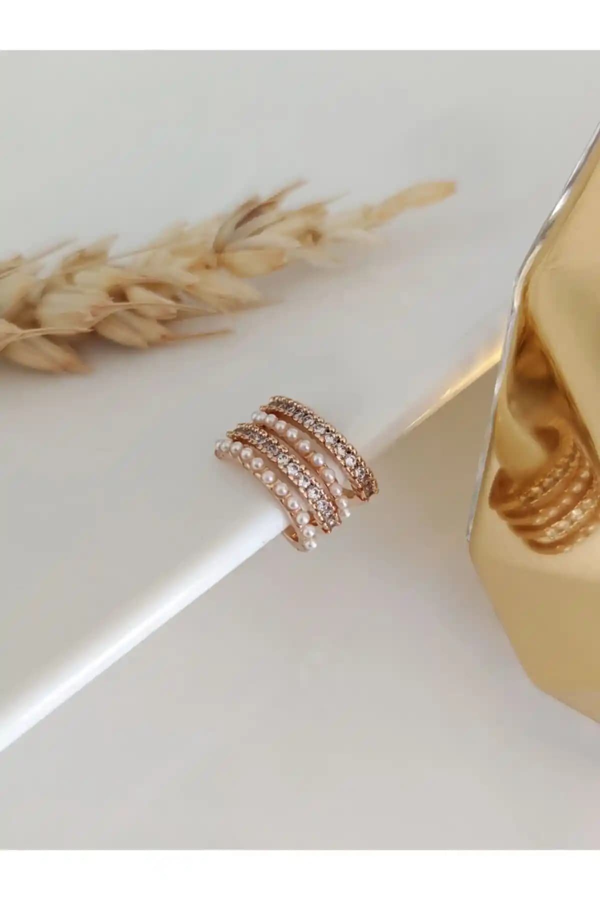 Gold Incili ve Gümüş Zirkon Taşlı Earcuff Karşılaştırması ve Kullanıcı Yorumları