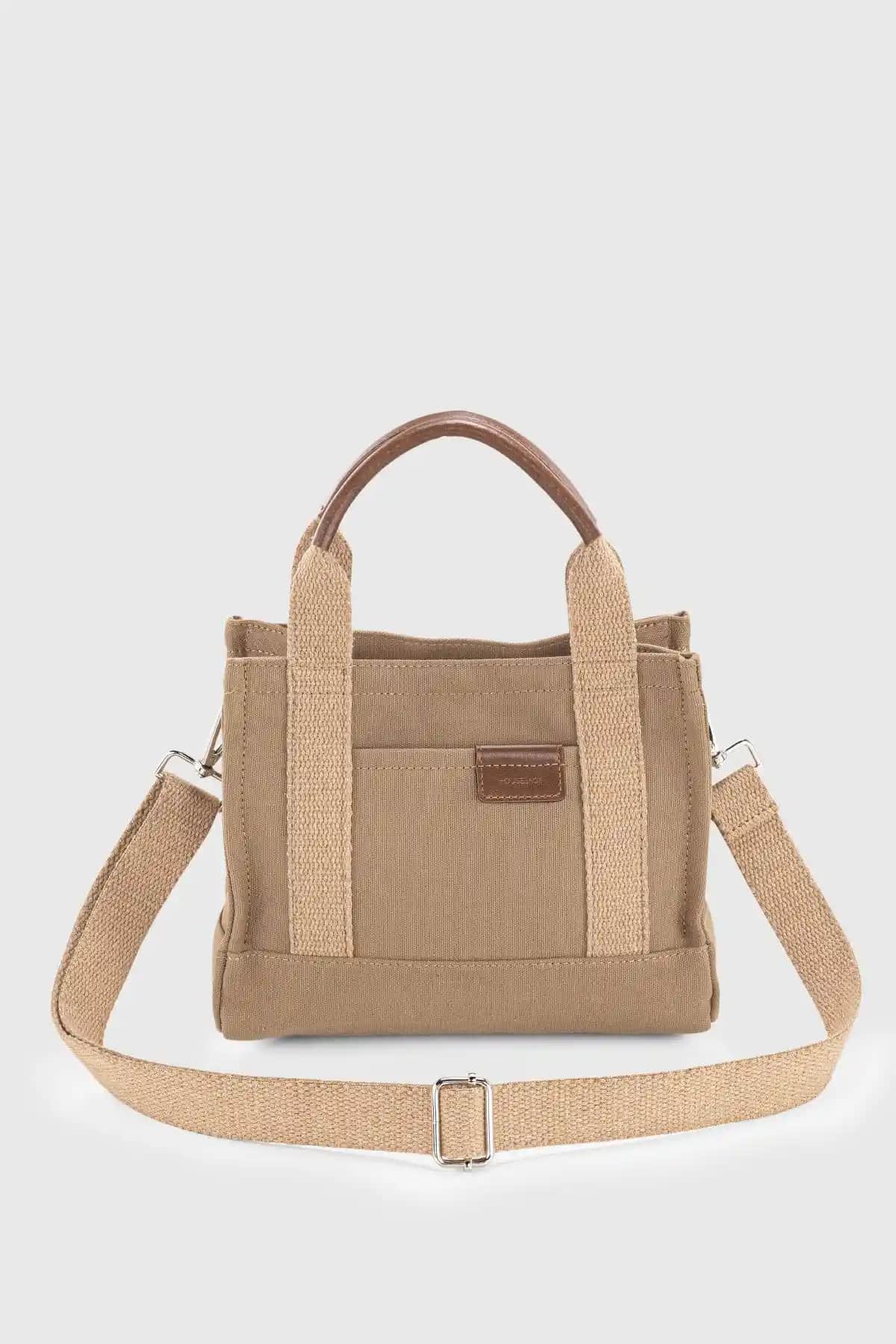 Housebags Kadın Kahverengi ve Krem Kanvas Tote Çantaları Karşılaştırması