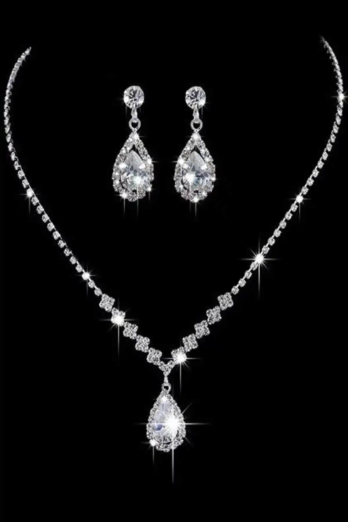 HUBANN Gümüş Kaplama Zirkon Taşlı Takı Seti Şık ve Zarif Tasarım ile Günlük ve Özel Etkinlikler İçin