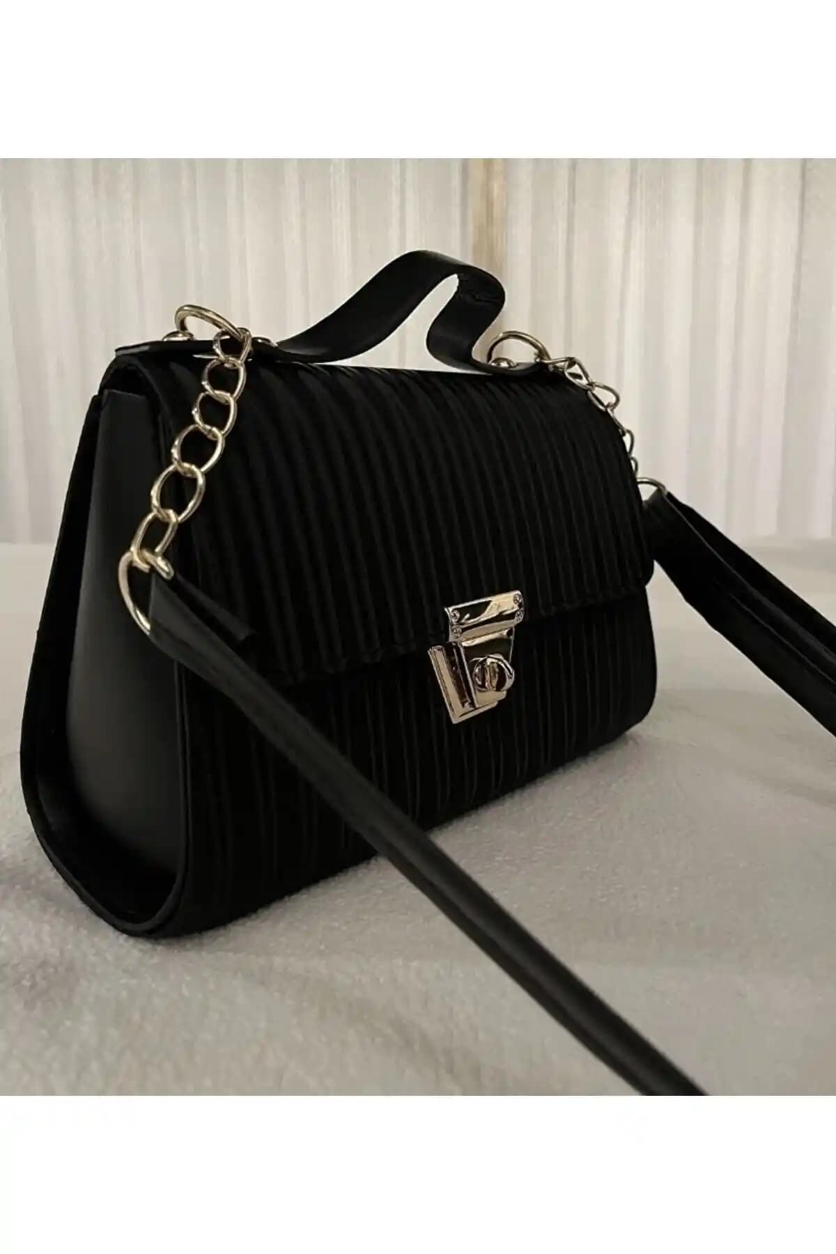 Kadın Günlük Siyah Çanta Karşılaştırması: Modarb ve Tina Ürünleri İncelemesi