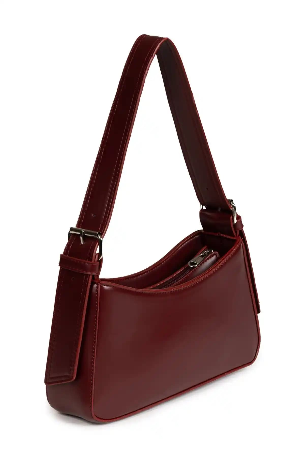 Macharel Basic Kadın Çanta Karşılaştırması: Bordo ve Siyah Modellerin Özellikleri ve Kullanım Avantajları