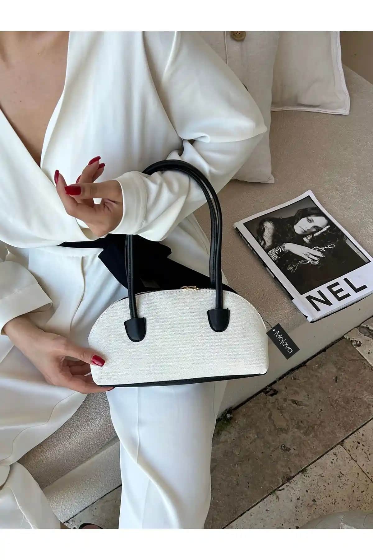 Mojeva Uzun Saplı Keten ve Rimense Siyah Kadın Çantaları Karşılaştırması