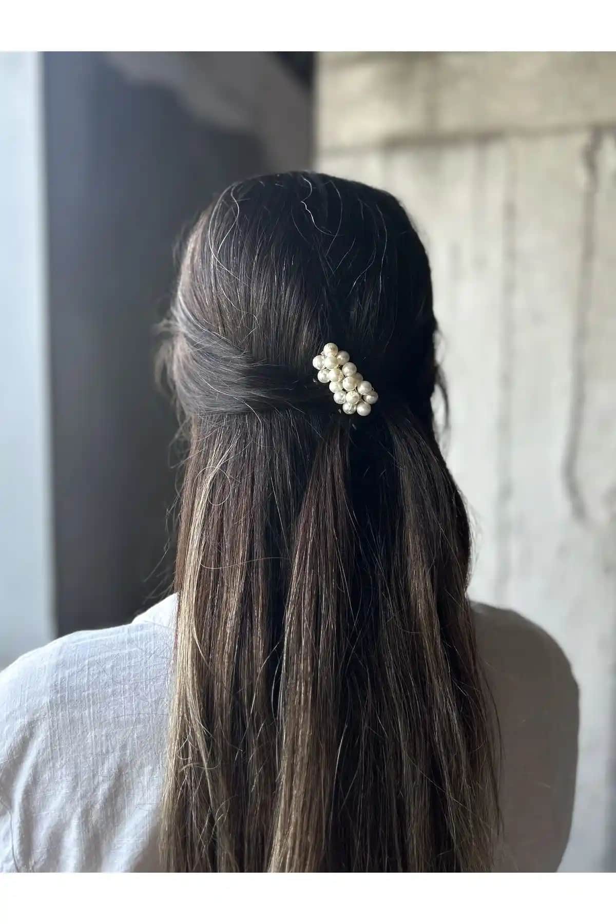 Pearly Handmade İnci Mini Tarak Toka: Zarif ve Pratik Günlük Saç Aksesuarı