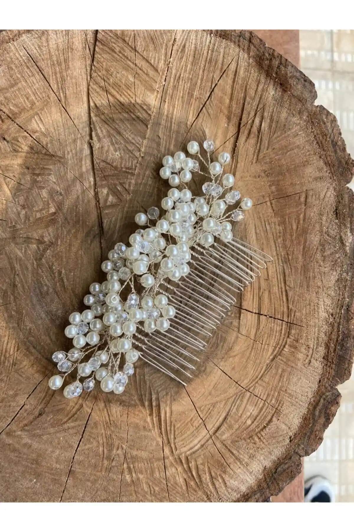 Pearly Handmade Kristal ve İnci Detaylı Gelin Saç Aksesuarı: Zarif ve Şık Tasarım