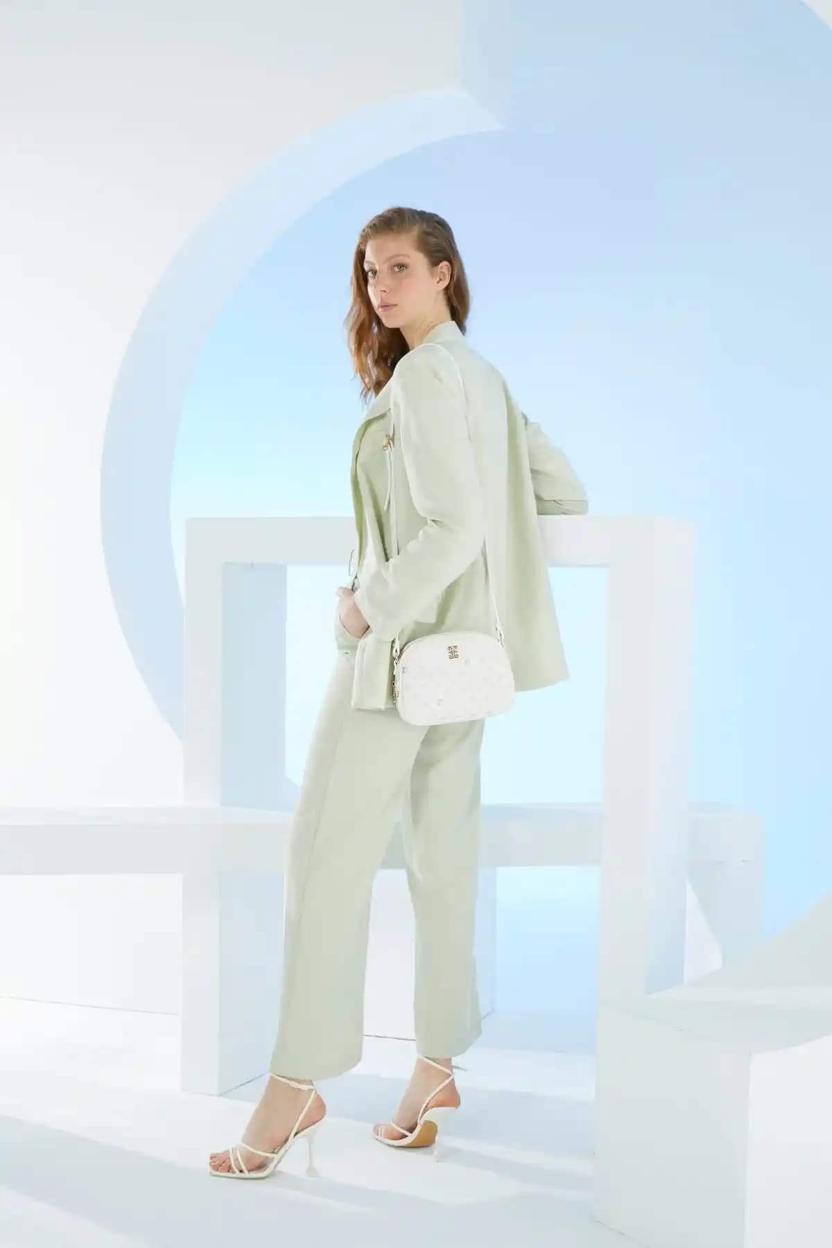 Pierre Cardin Kadın Omuz Çantaları Karşılaştırması 2023 Günlük ve Spor Kullanım İçin